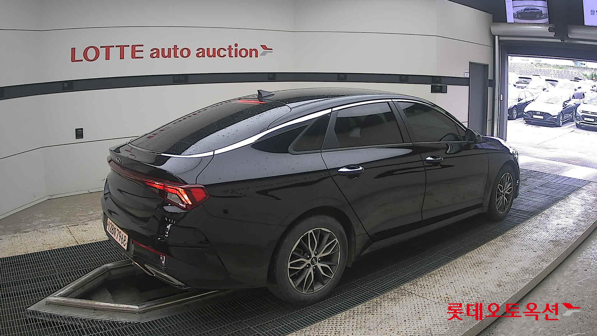 2020 - kia k5