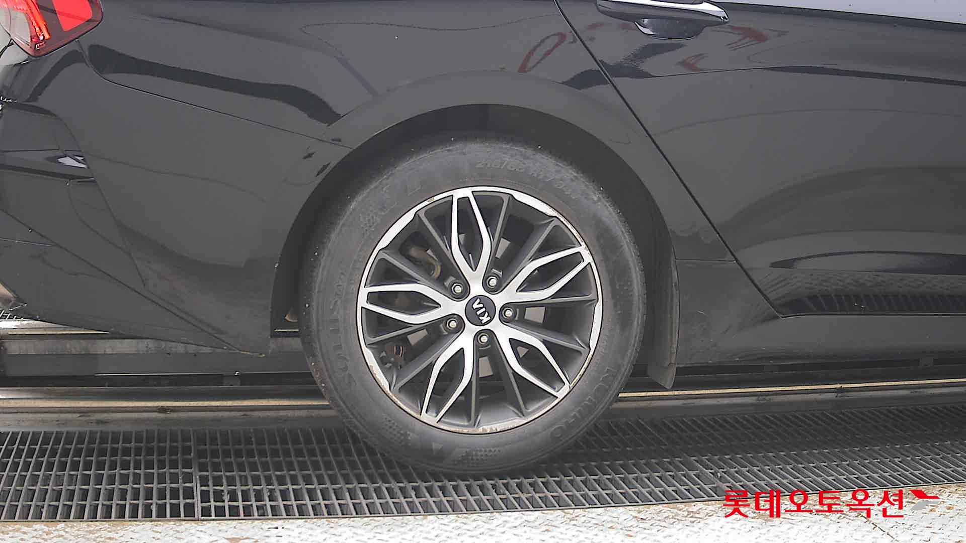 2020 - kia k5