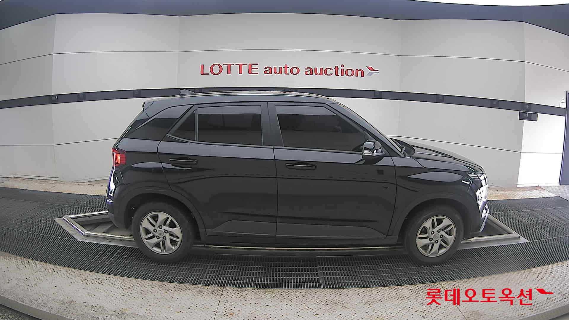 2020 - hyundai venue