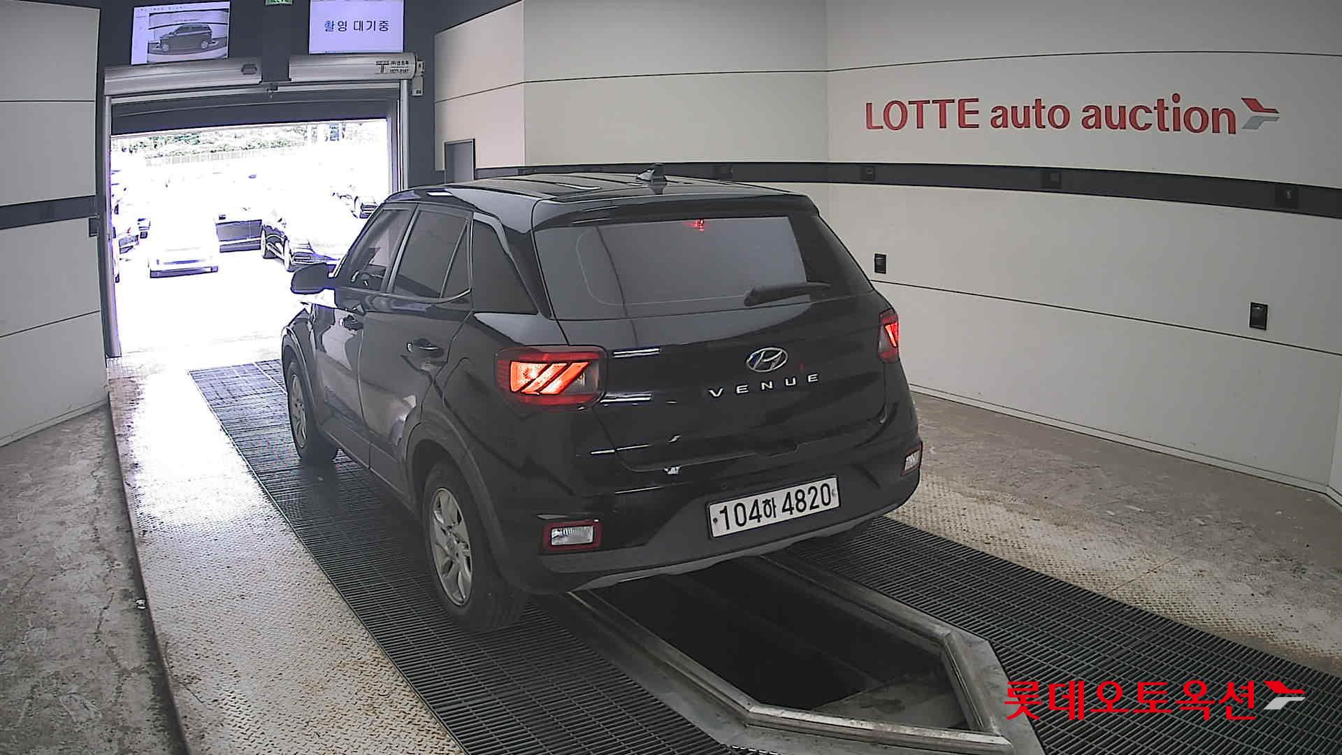 2020 - hyundai venue