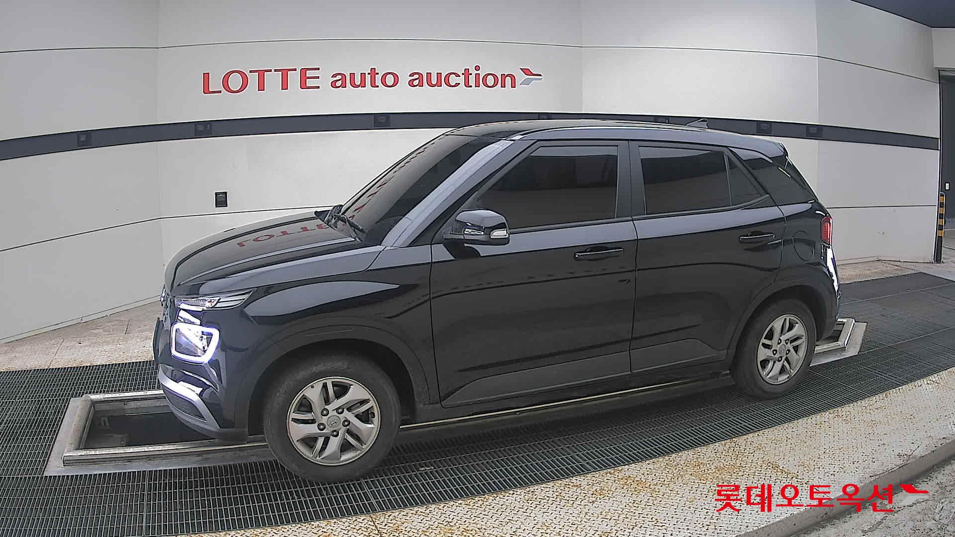 2020 - hyundai venue