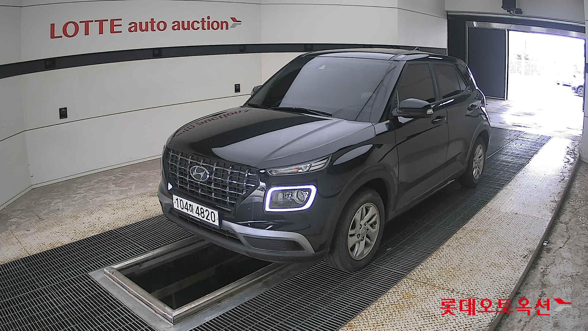 2020 - hyundai venue