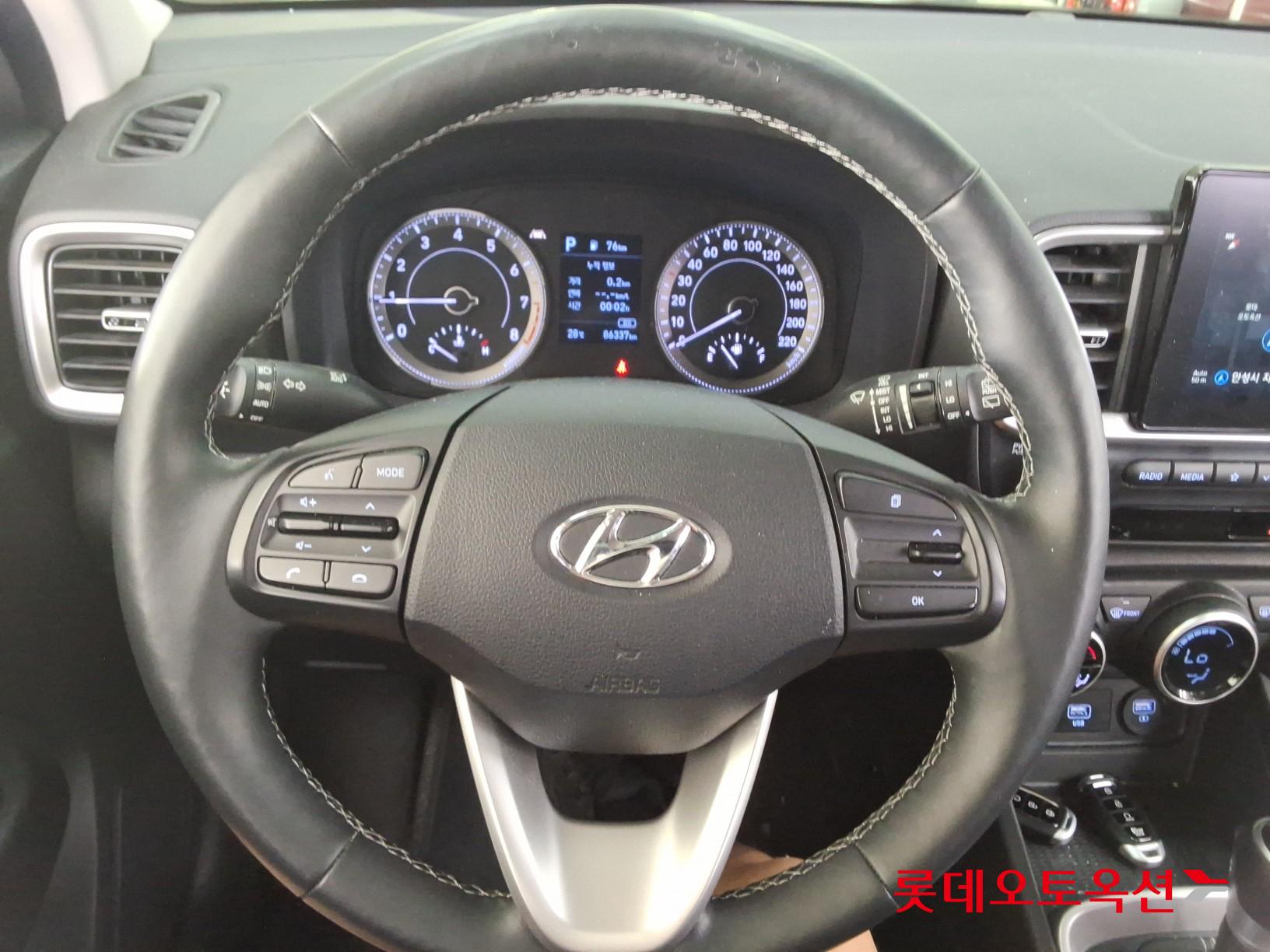 2020 - hyundai venue