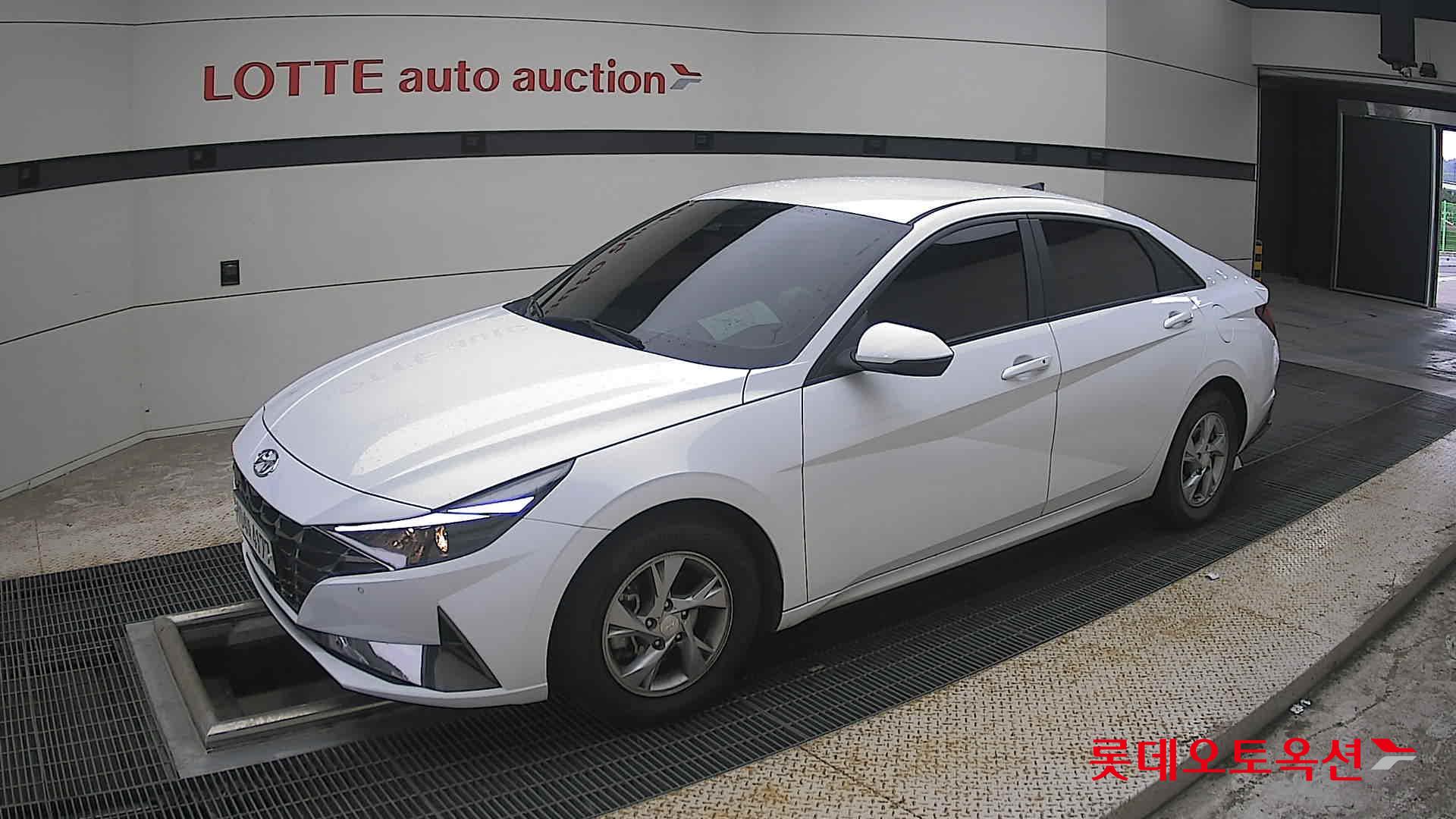2021 - hyundai avante