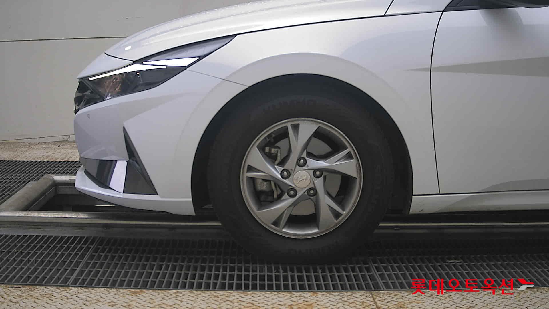 2021 - hyundai avante