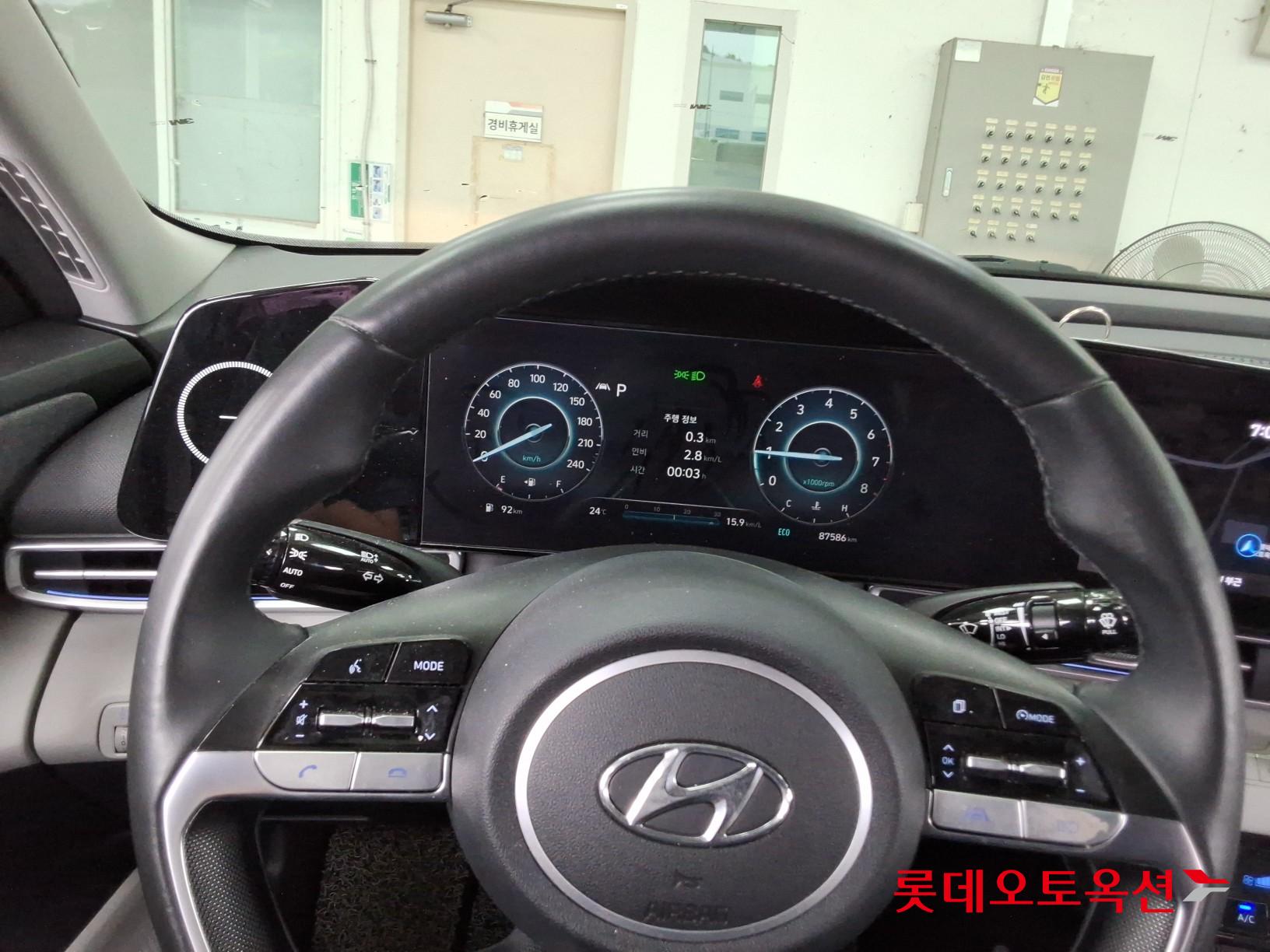 2021 - hyundai avante