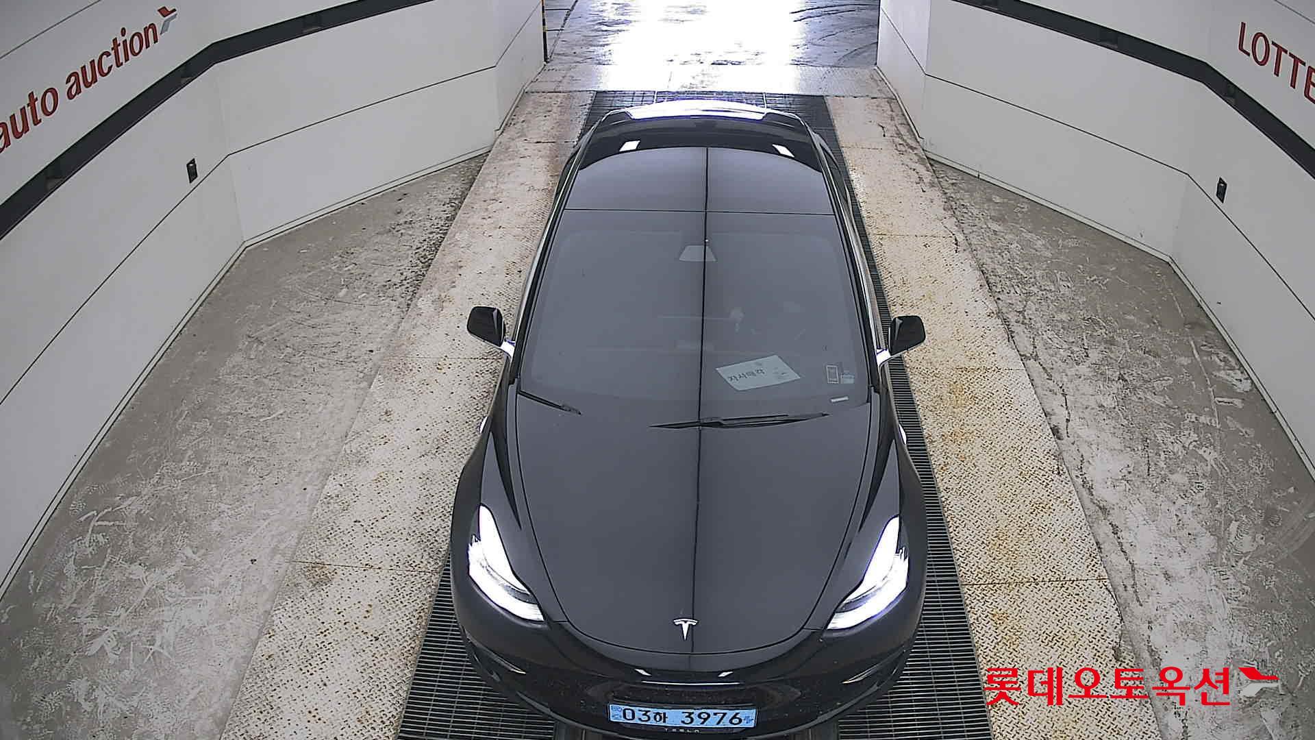 2020 - tesla model 3