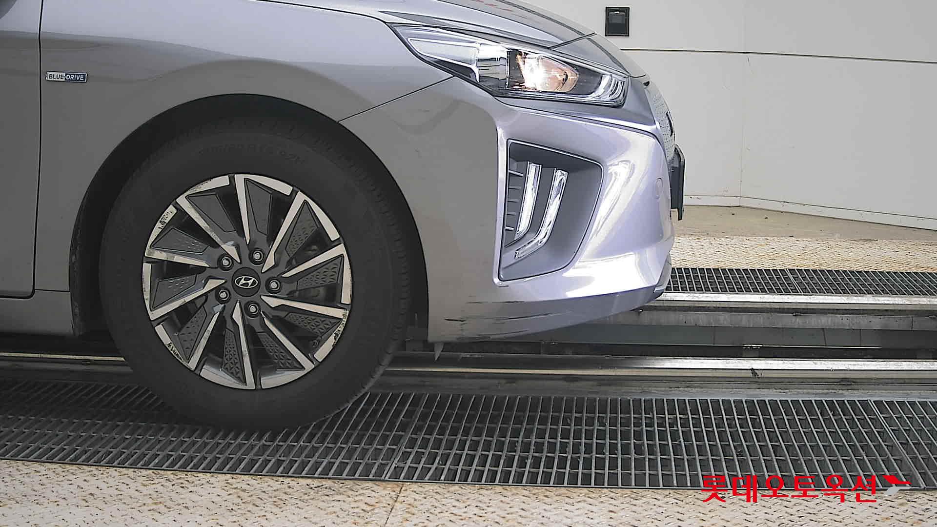 2020 - hyundai ioniq