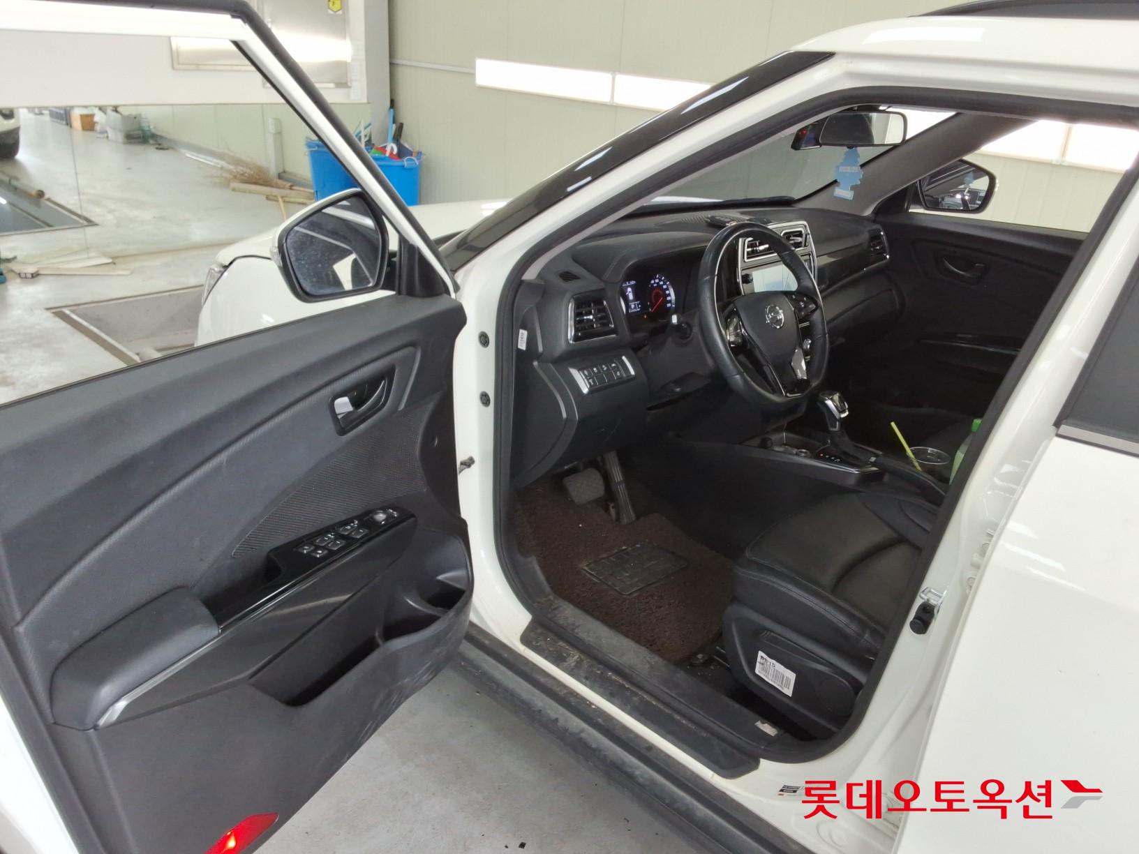 2021 - ssangyong tivoli