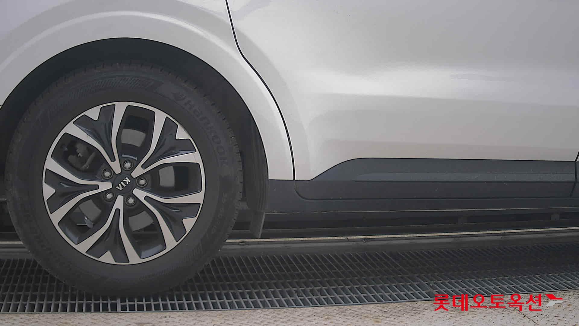 2021 - kia carnival