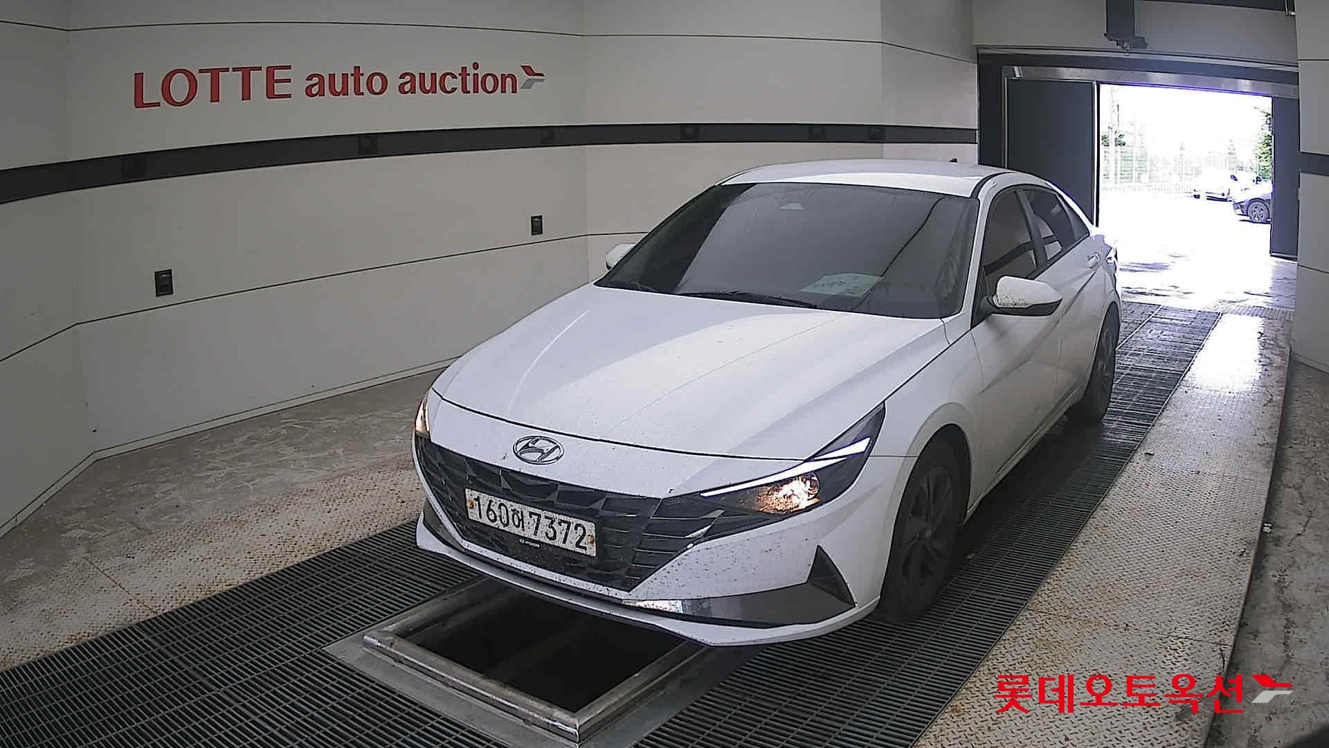 2021 - hyundai avante