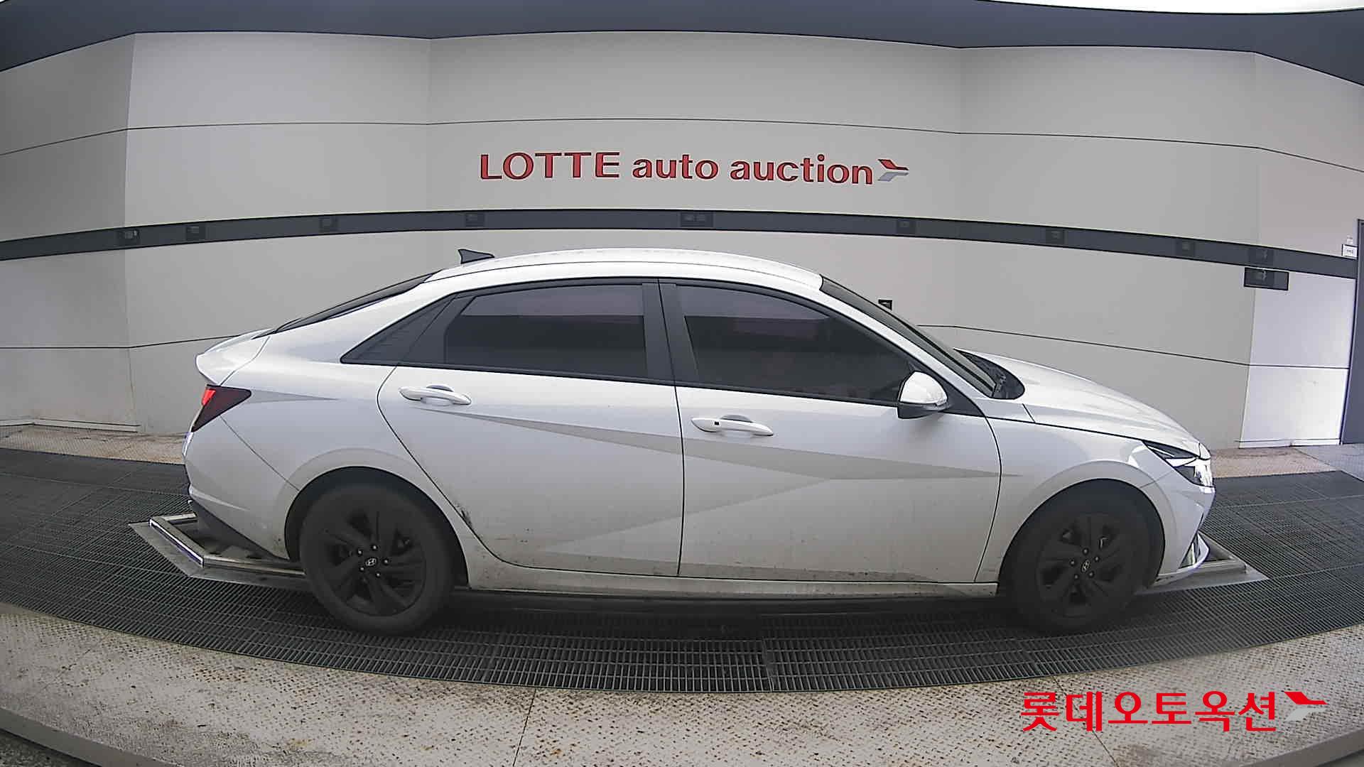 2021 - hyundai avante