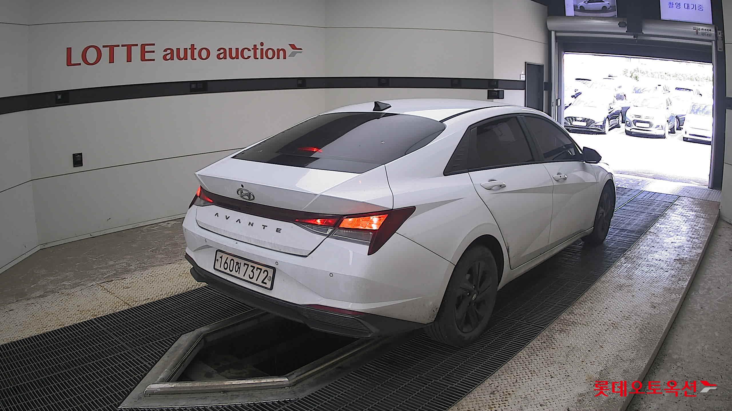 2021 - hyundai avante