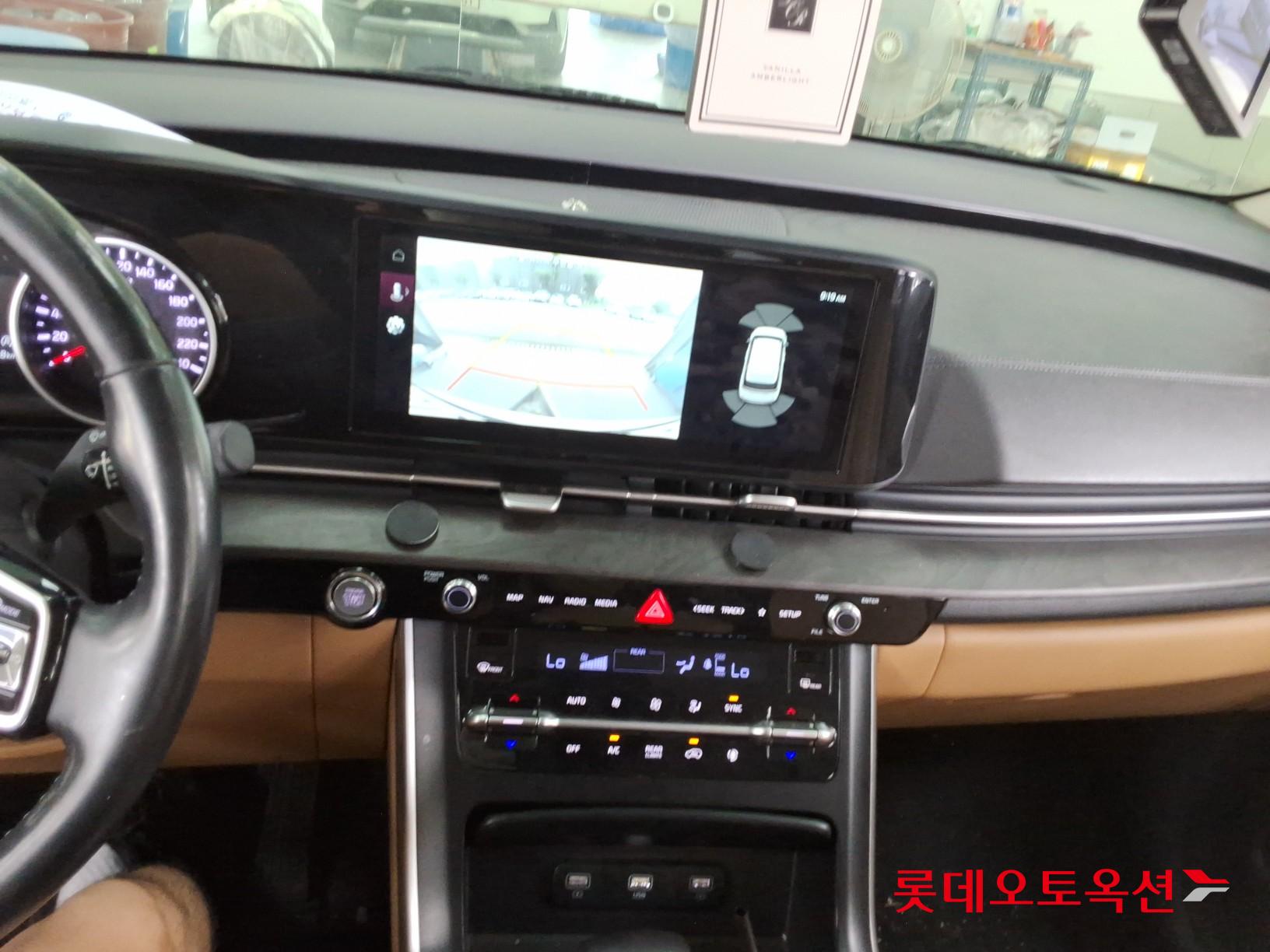 2022 - kia carnival