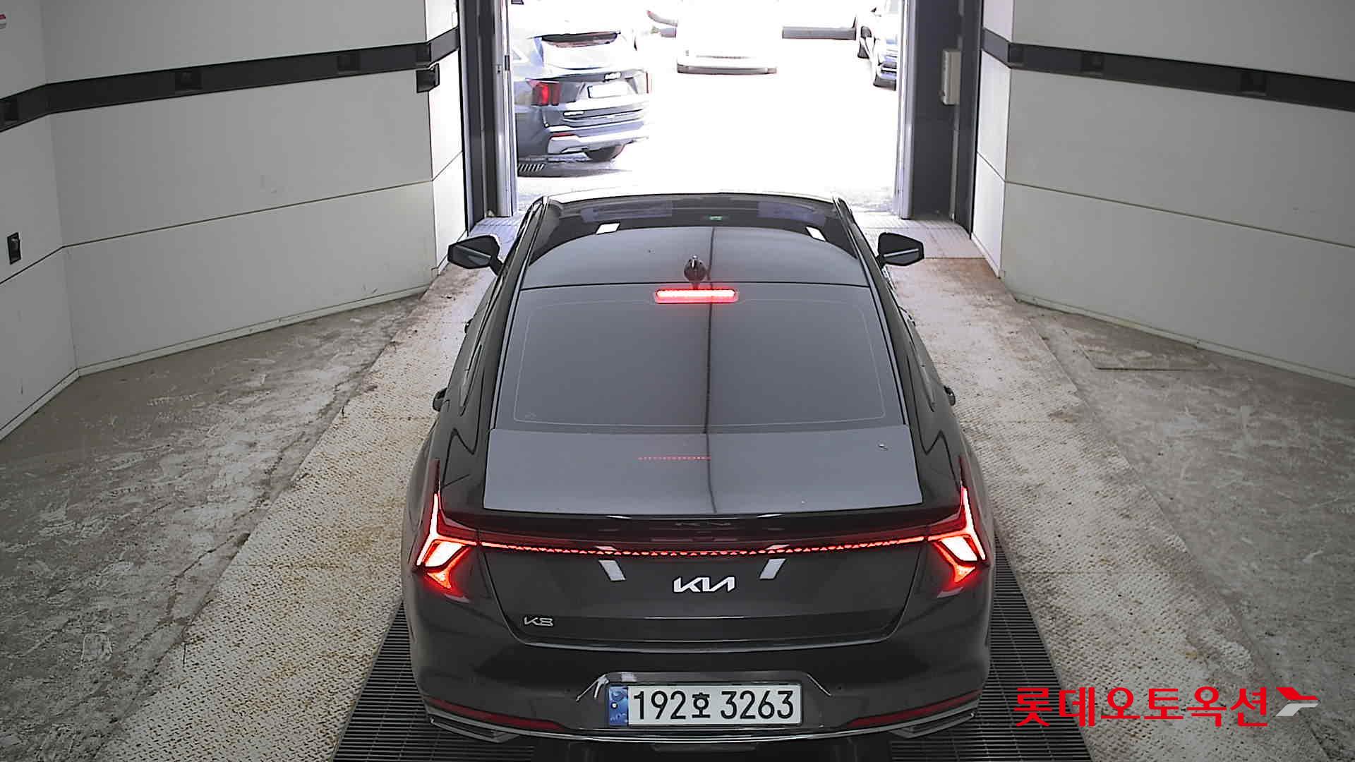 2023 - kia k8