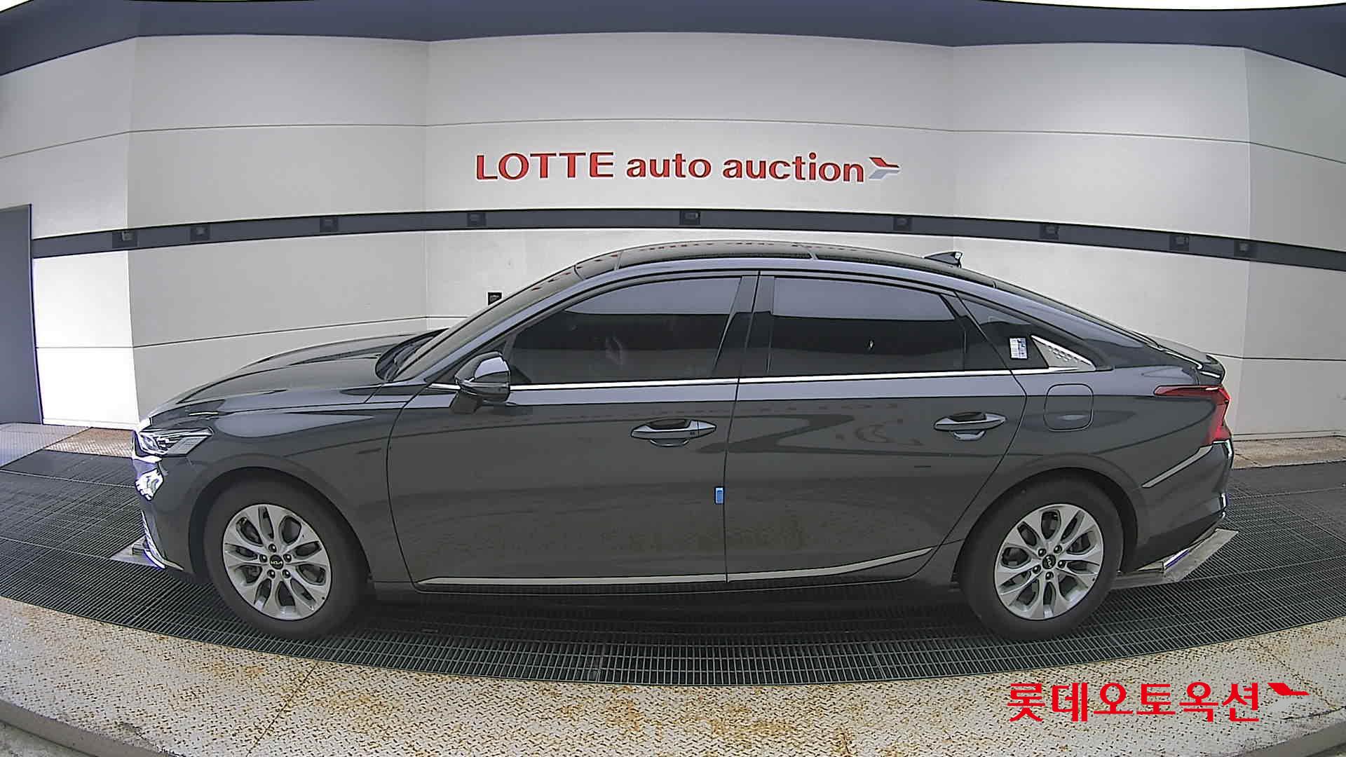 2023 - kia k8