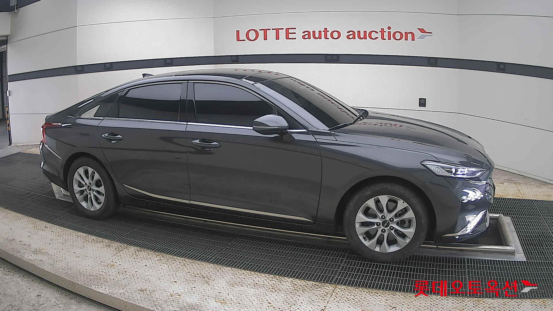 2023 - kia k8
