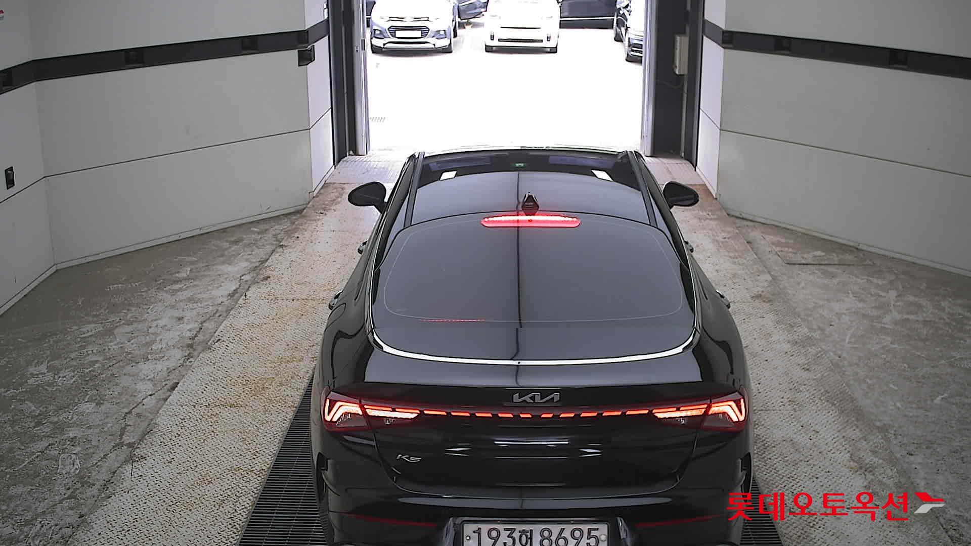 2022 - kia k5