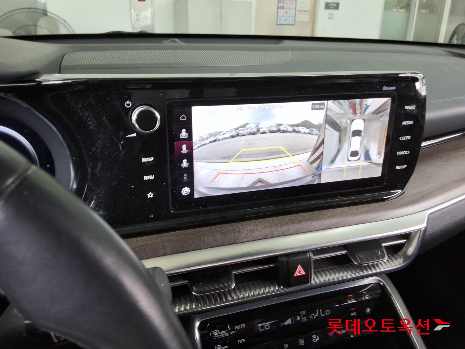 2022 - kia k5