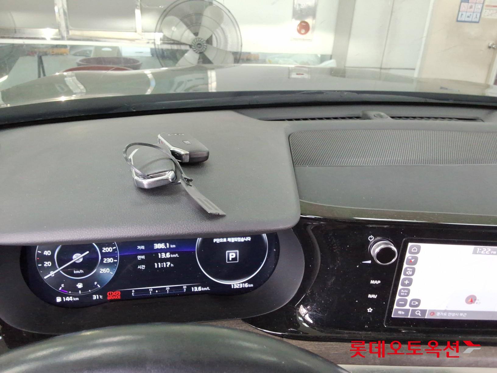 2022 - kia k5