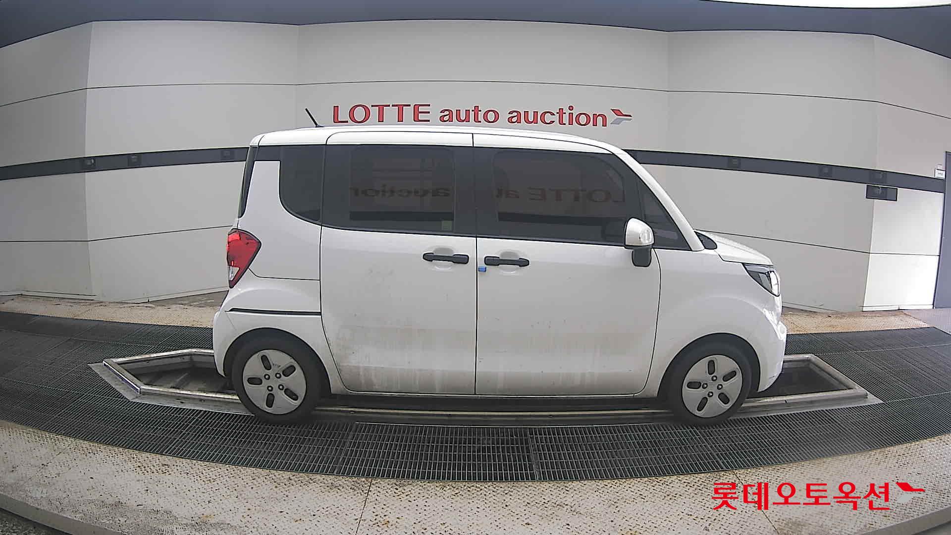 2021 - kia ray