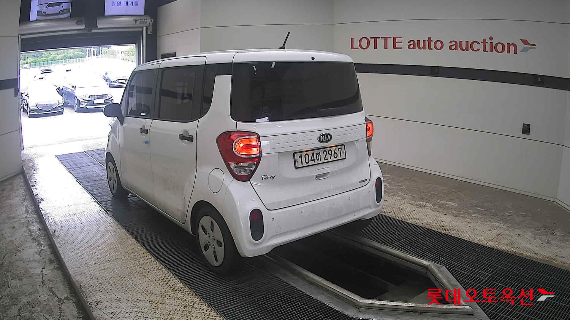 2021 - kia ray