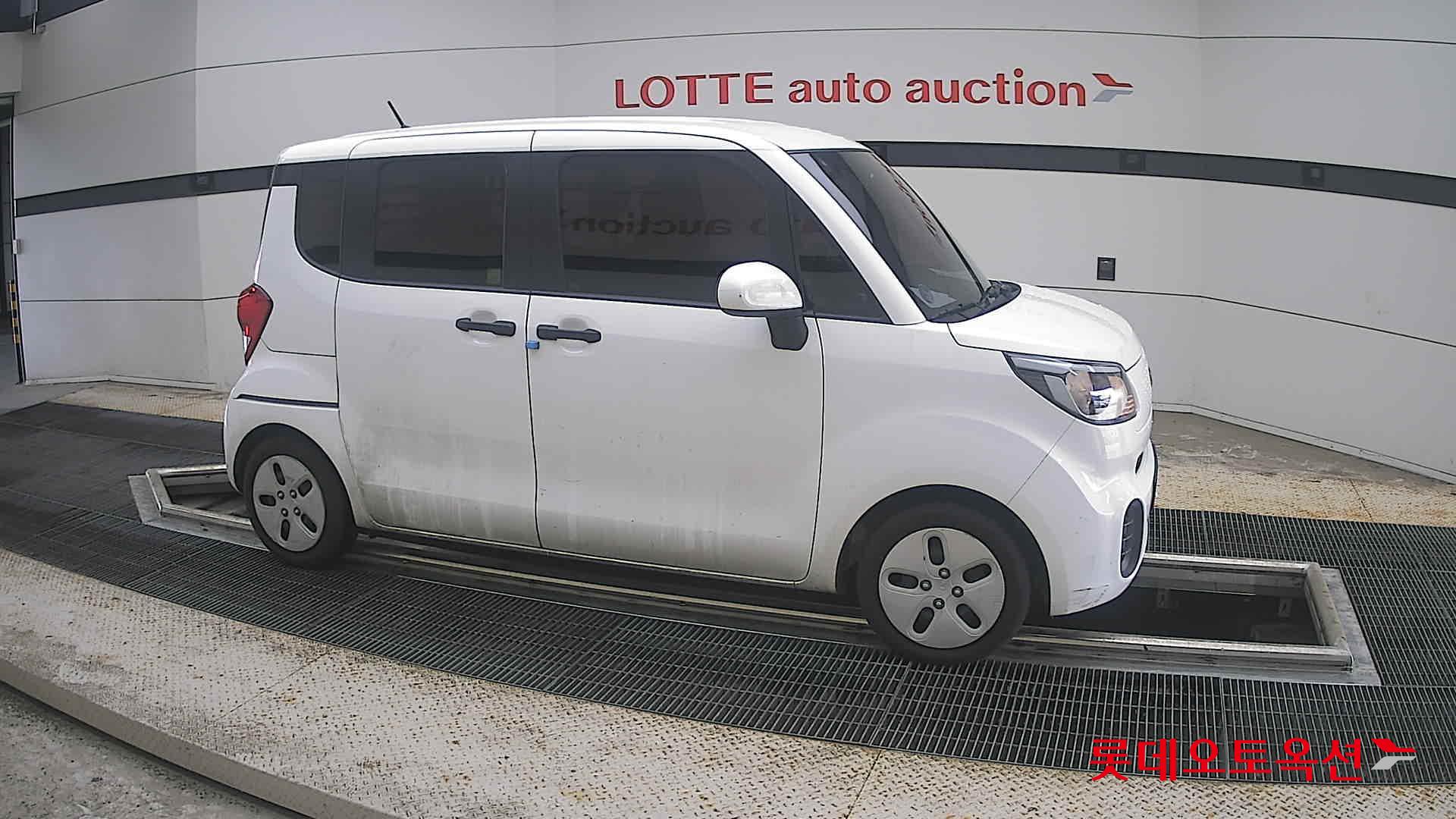 2021 - kia ray