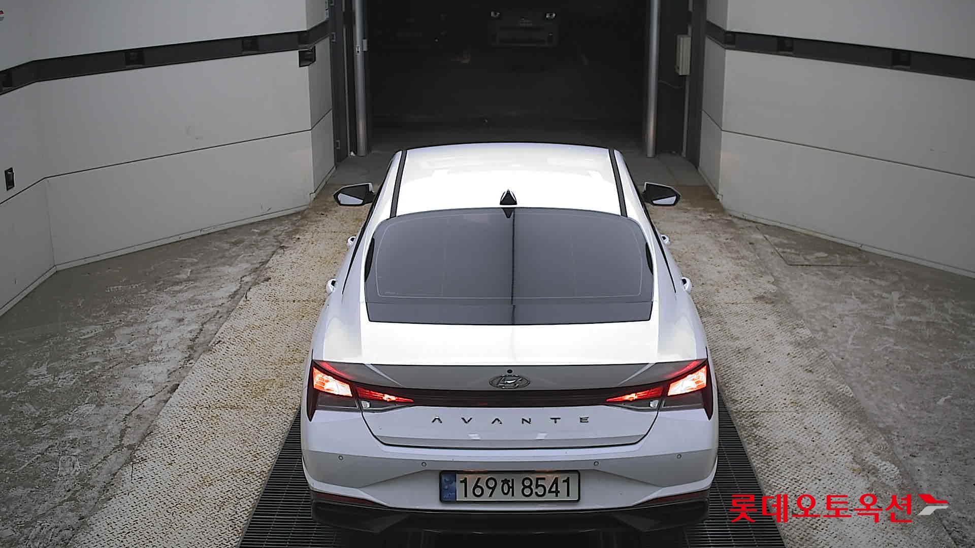 2023 - hyundai avante