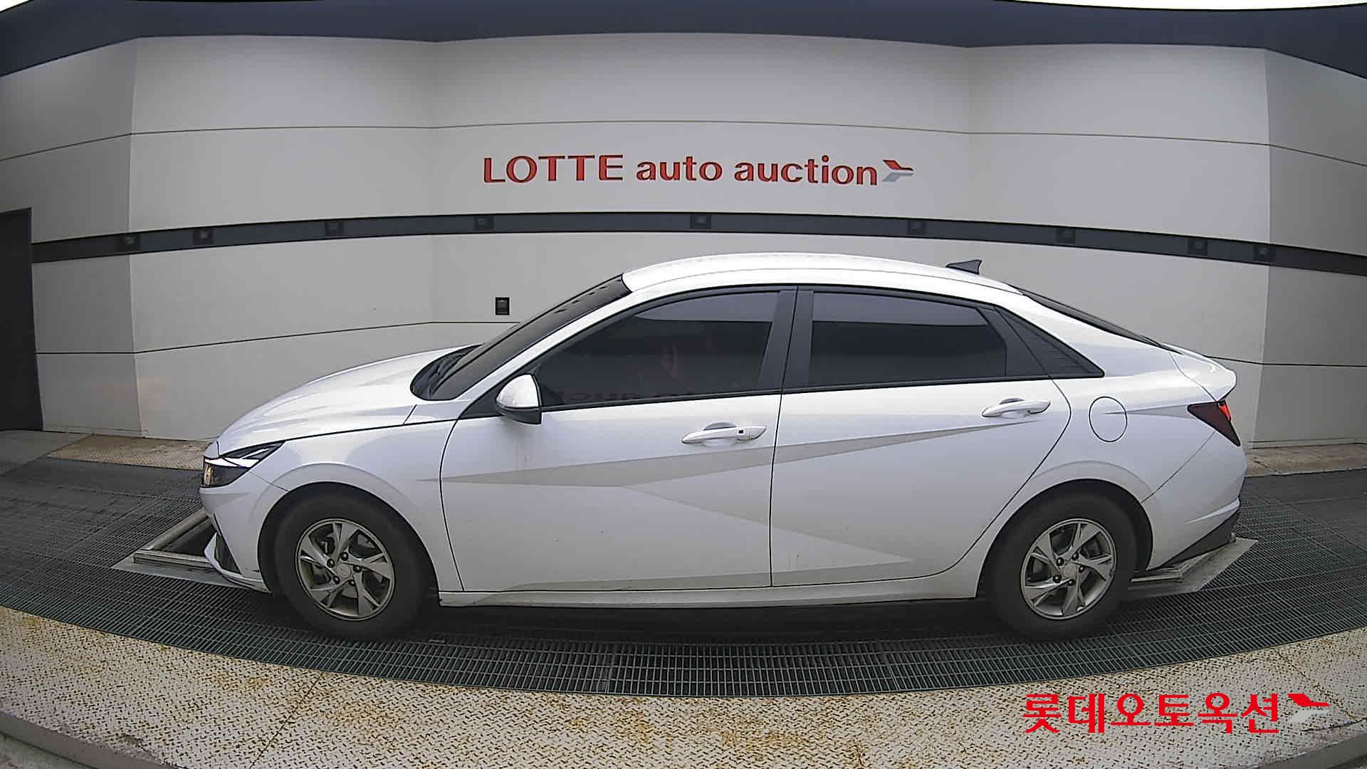 2023 - hyundai avante