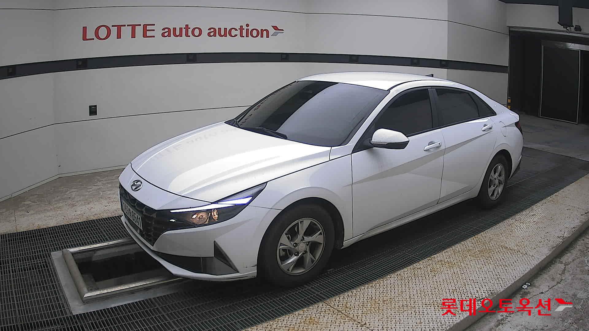 2023 - hyundai avante