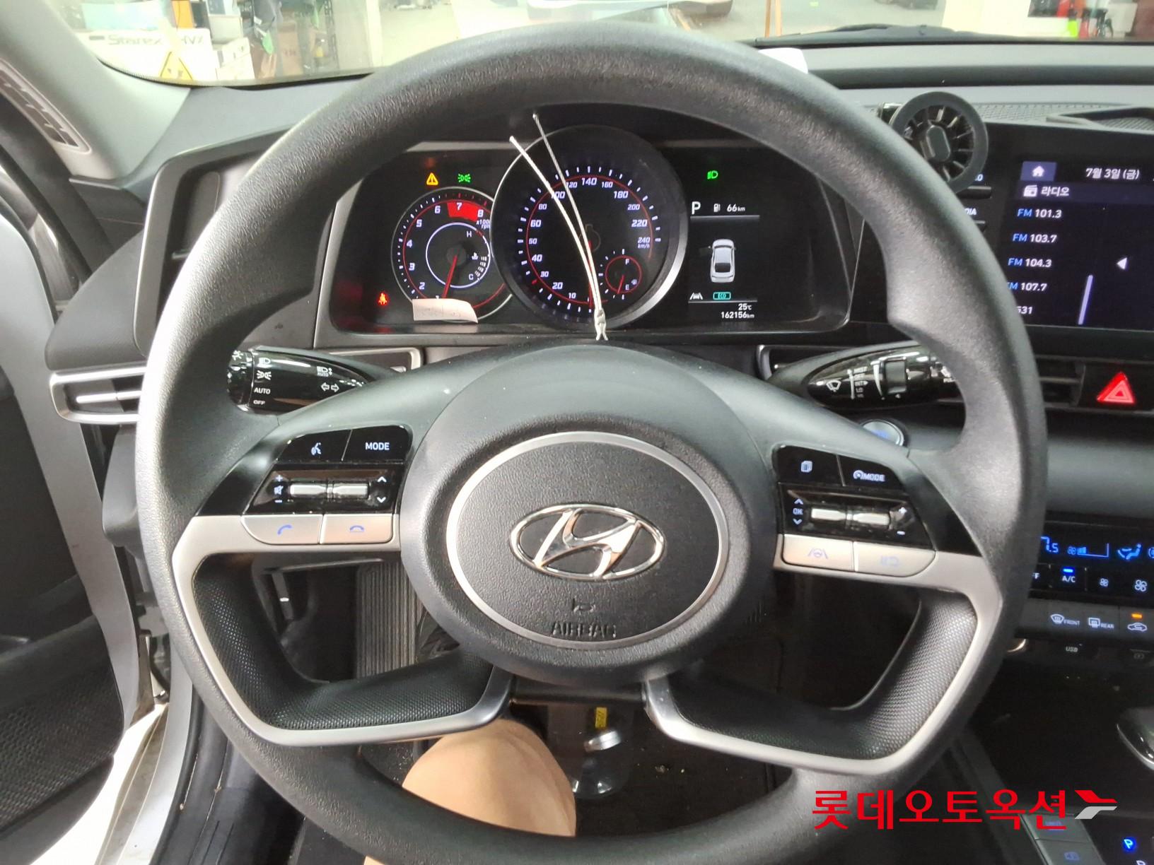 2023 - hyundai avante