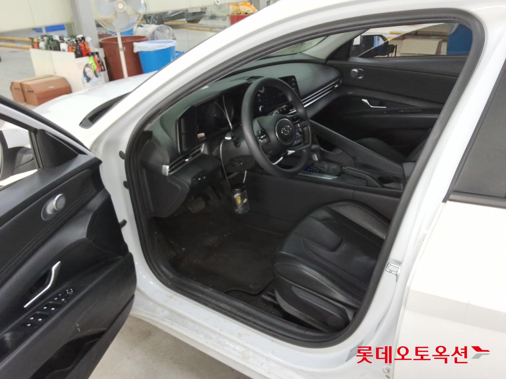 2023 - hyundai avante