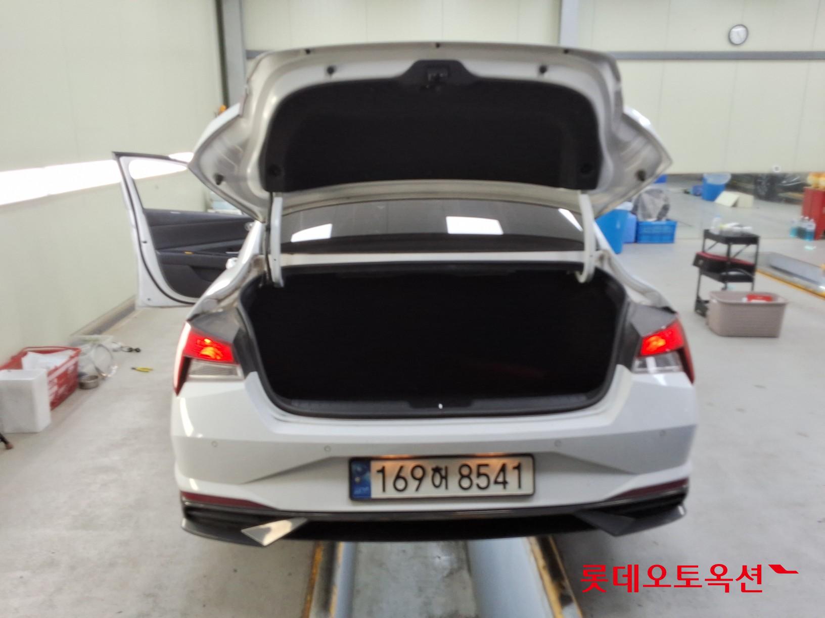 2023 - hyundai avante