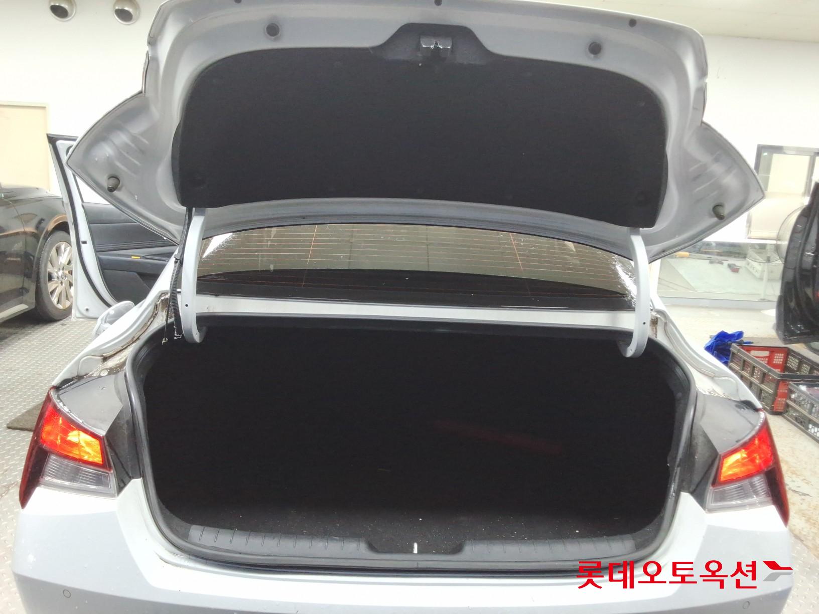 2023 - hyundai avante