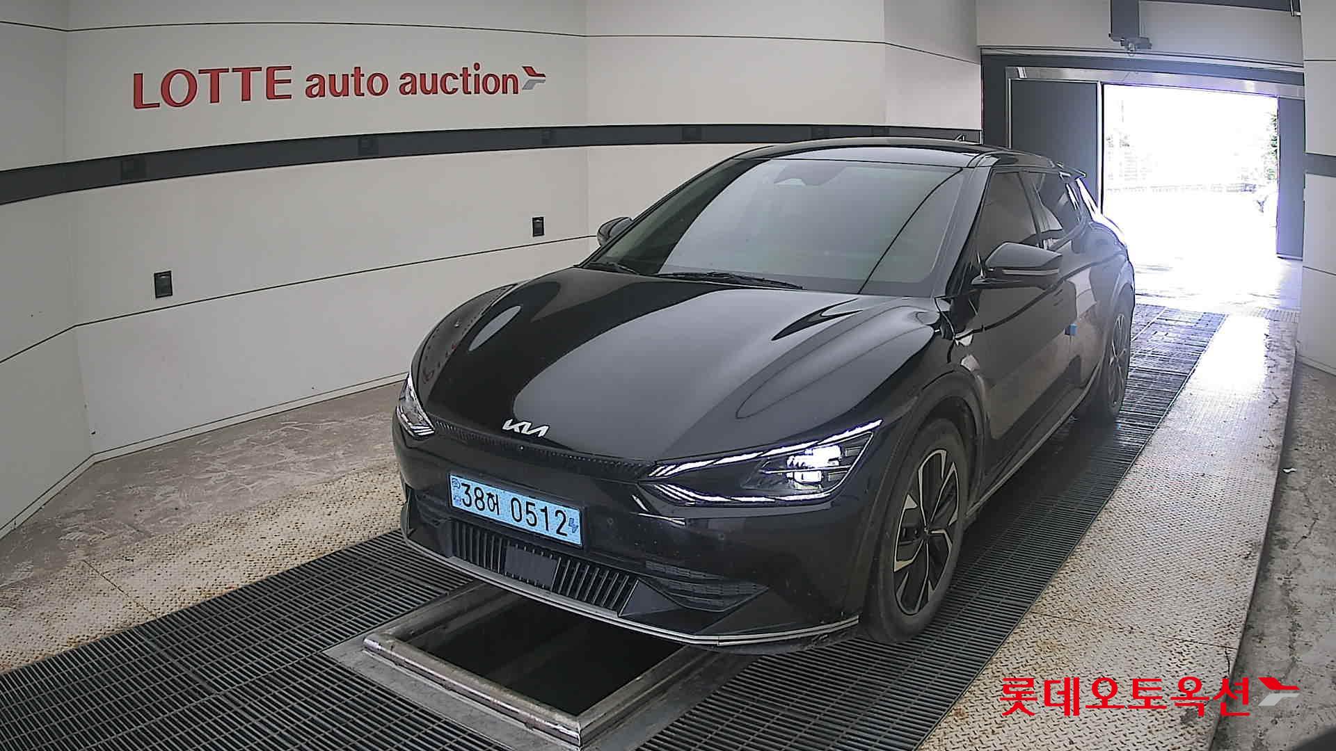 2023 - kia ev6