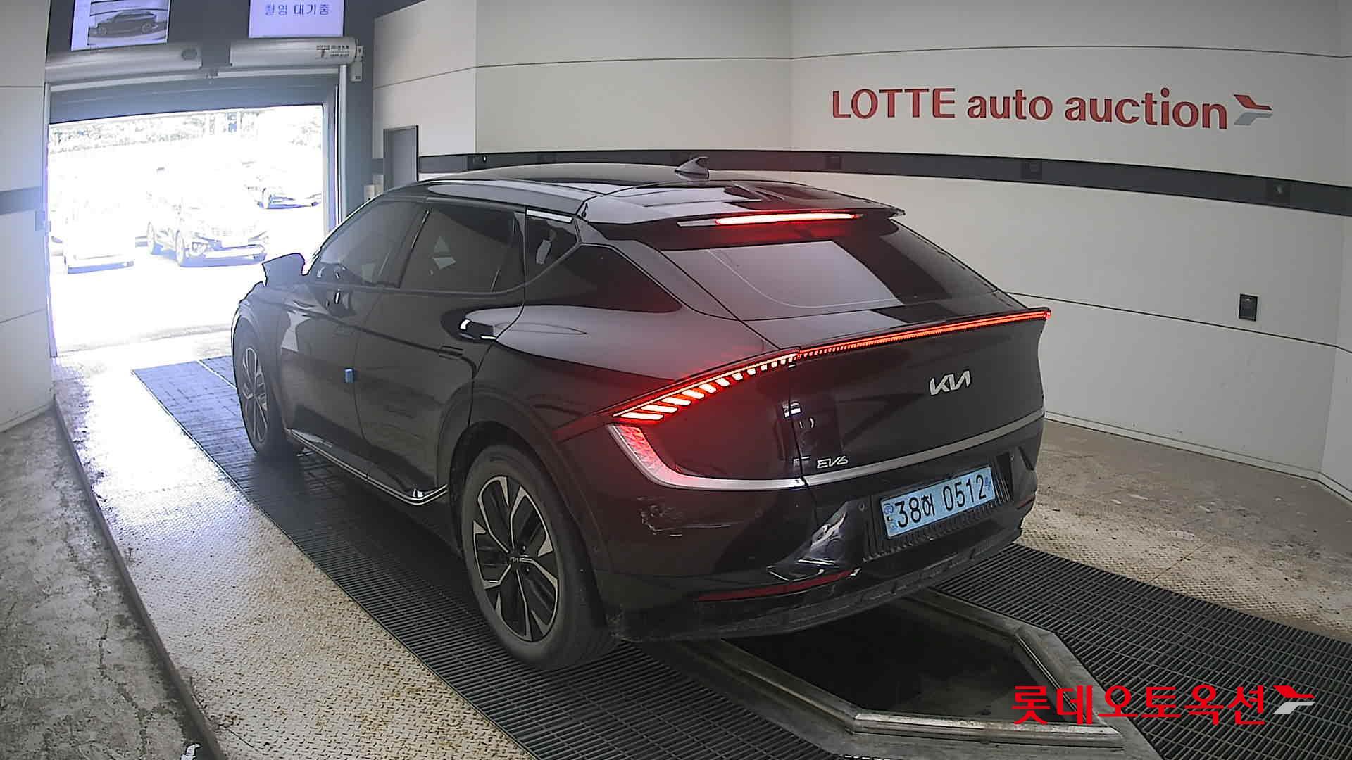 2023 - kia ev6