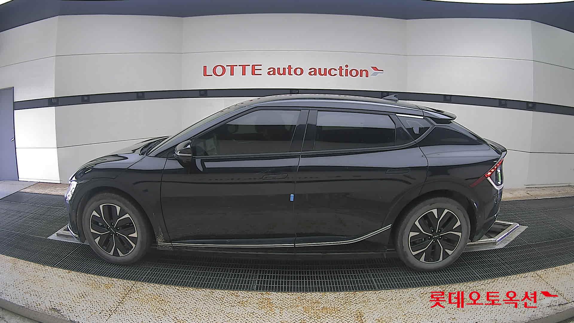 2023 - kia ev6