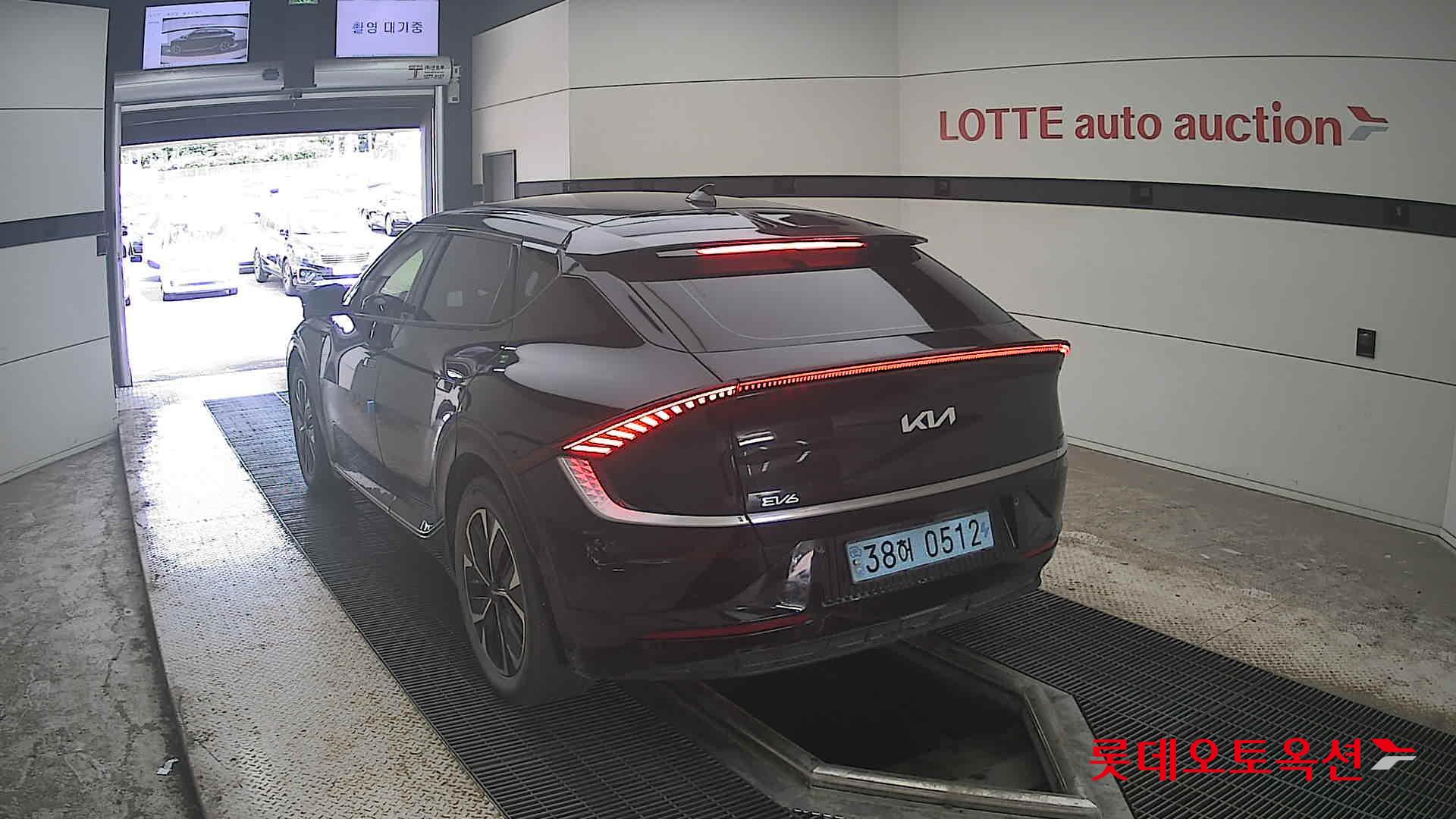 2023 - kia ev6
