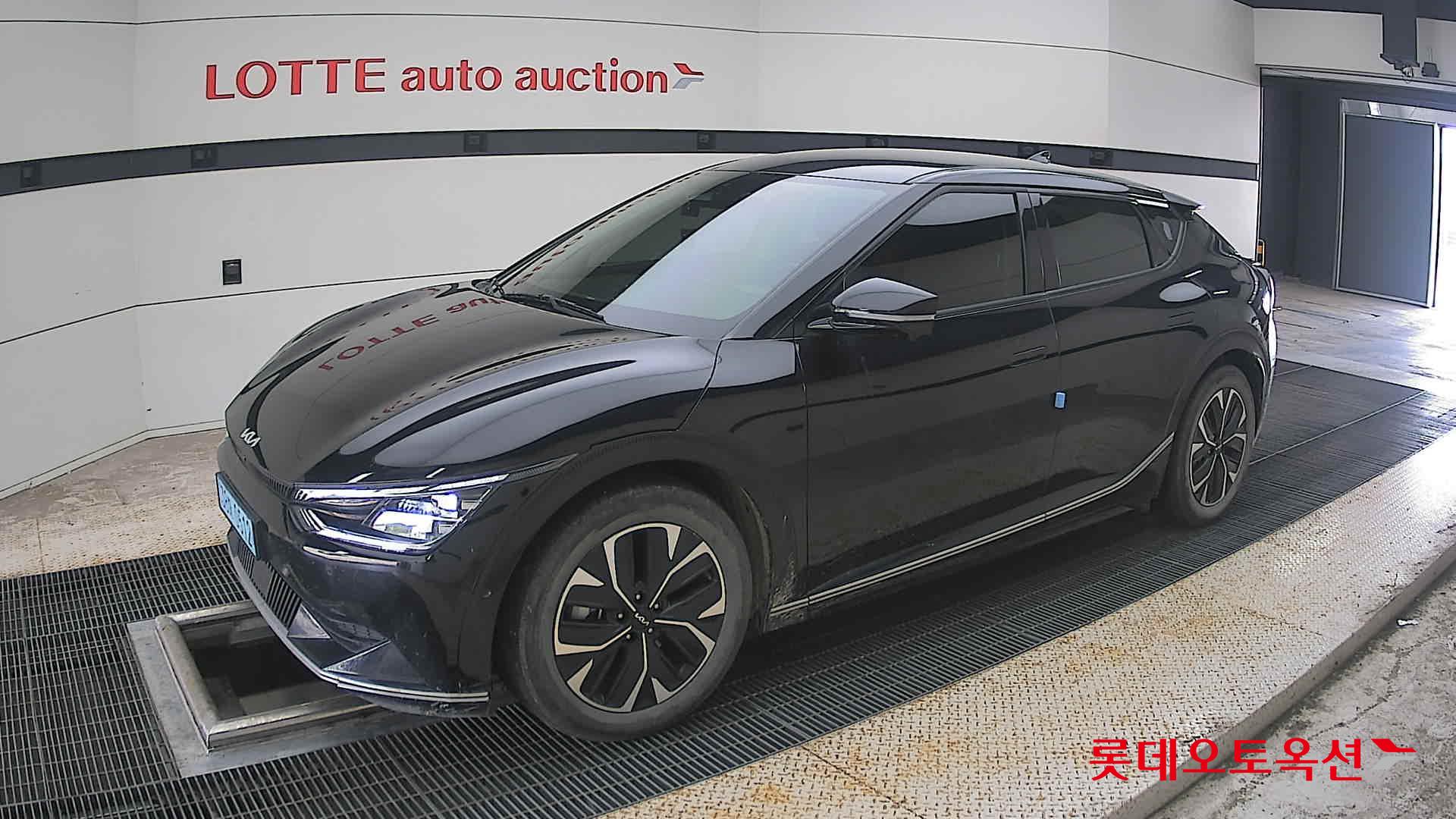 2023 - kia ev6