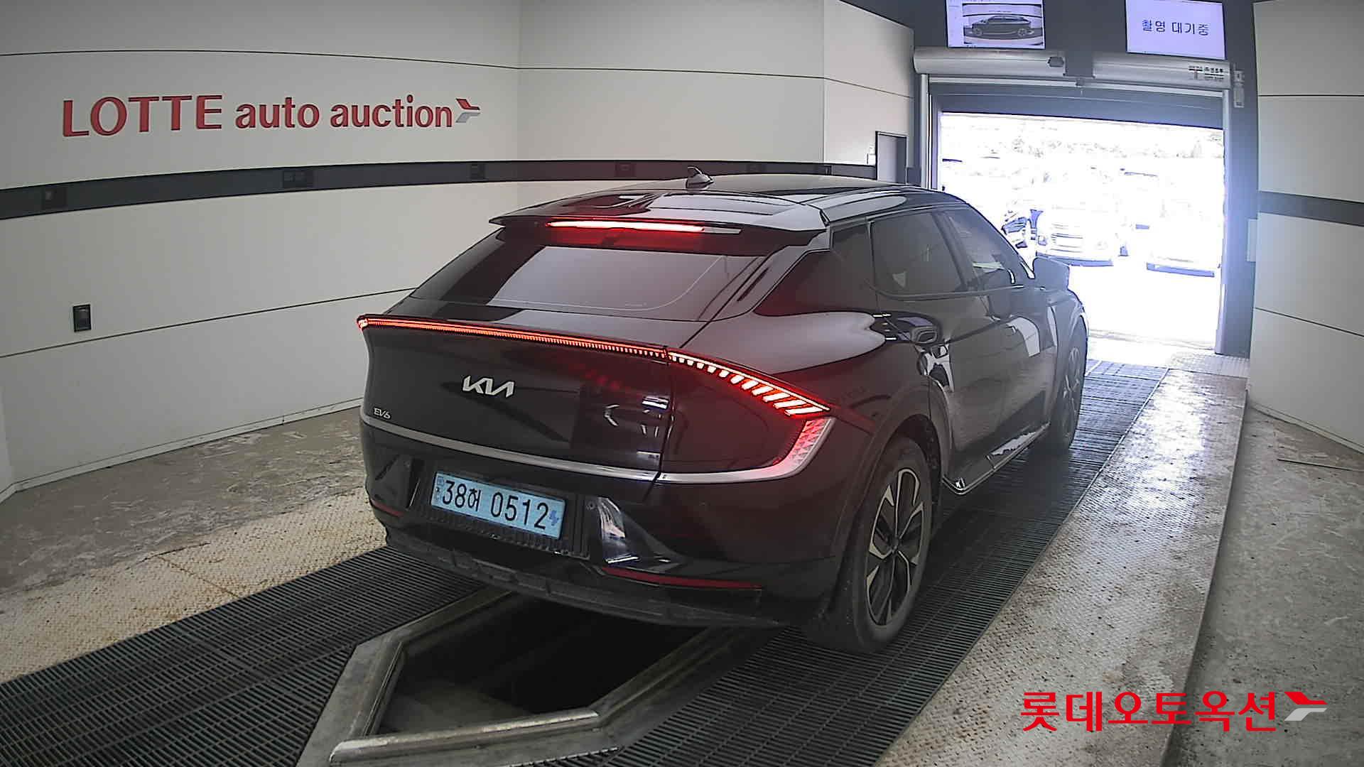 2023 - kia ev6