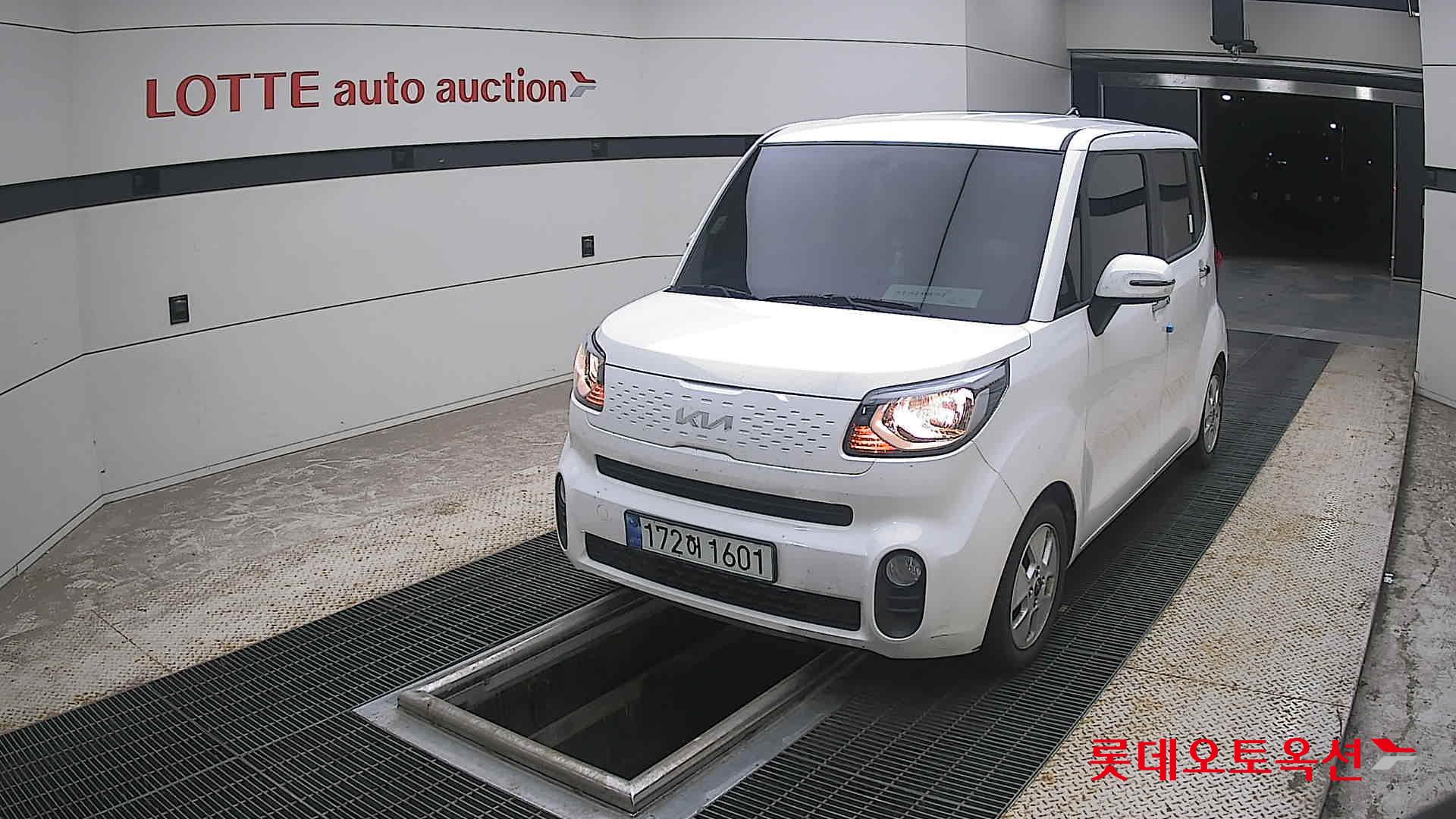 2022 - kia ray