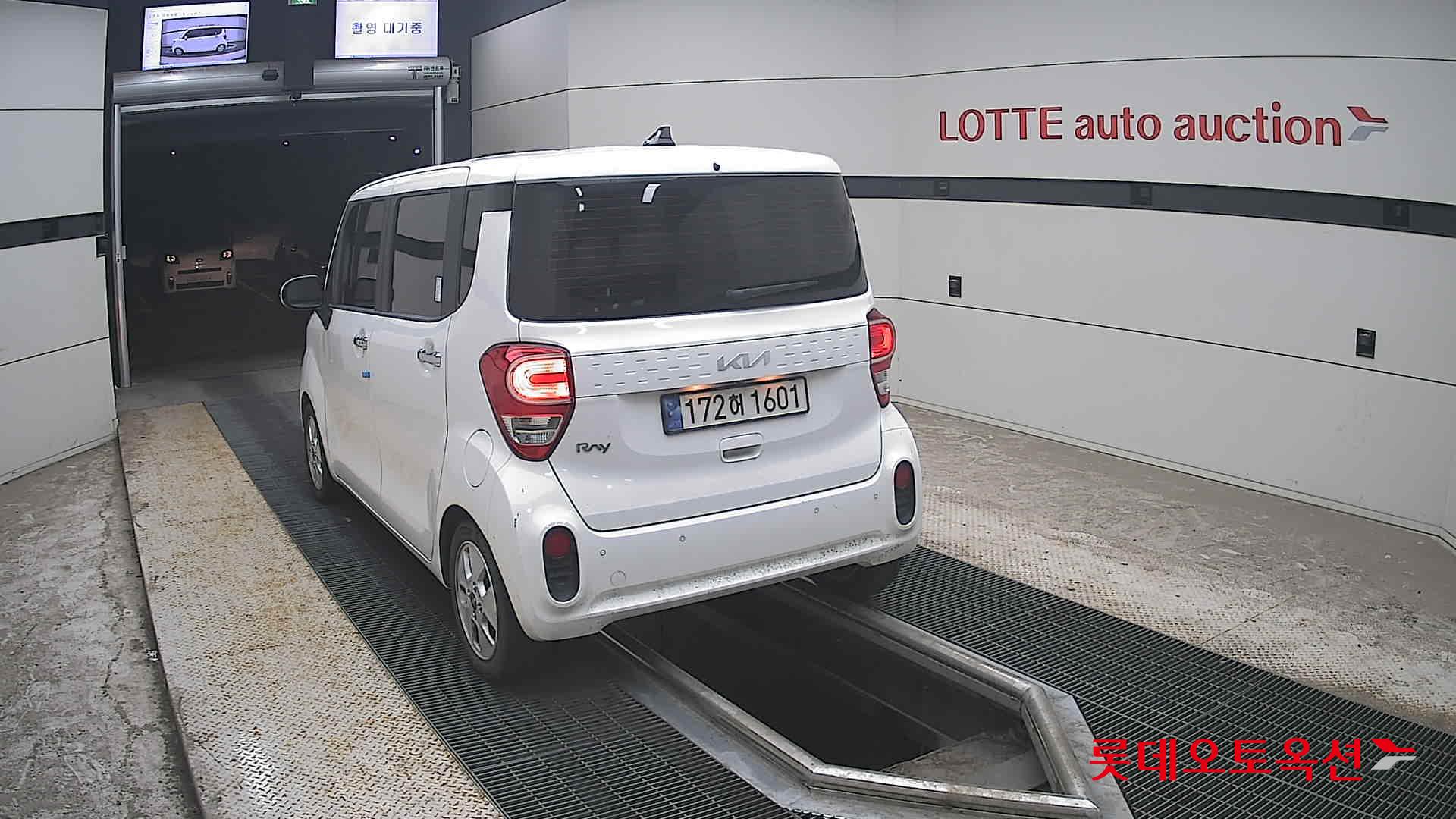 2022 - kia ray