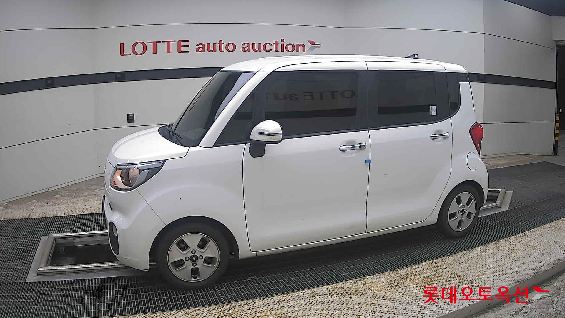 2022 - kia ray