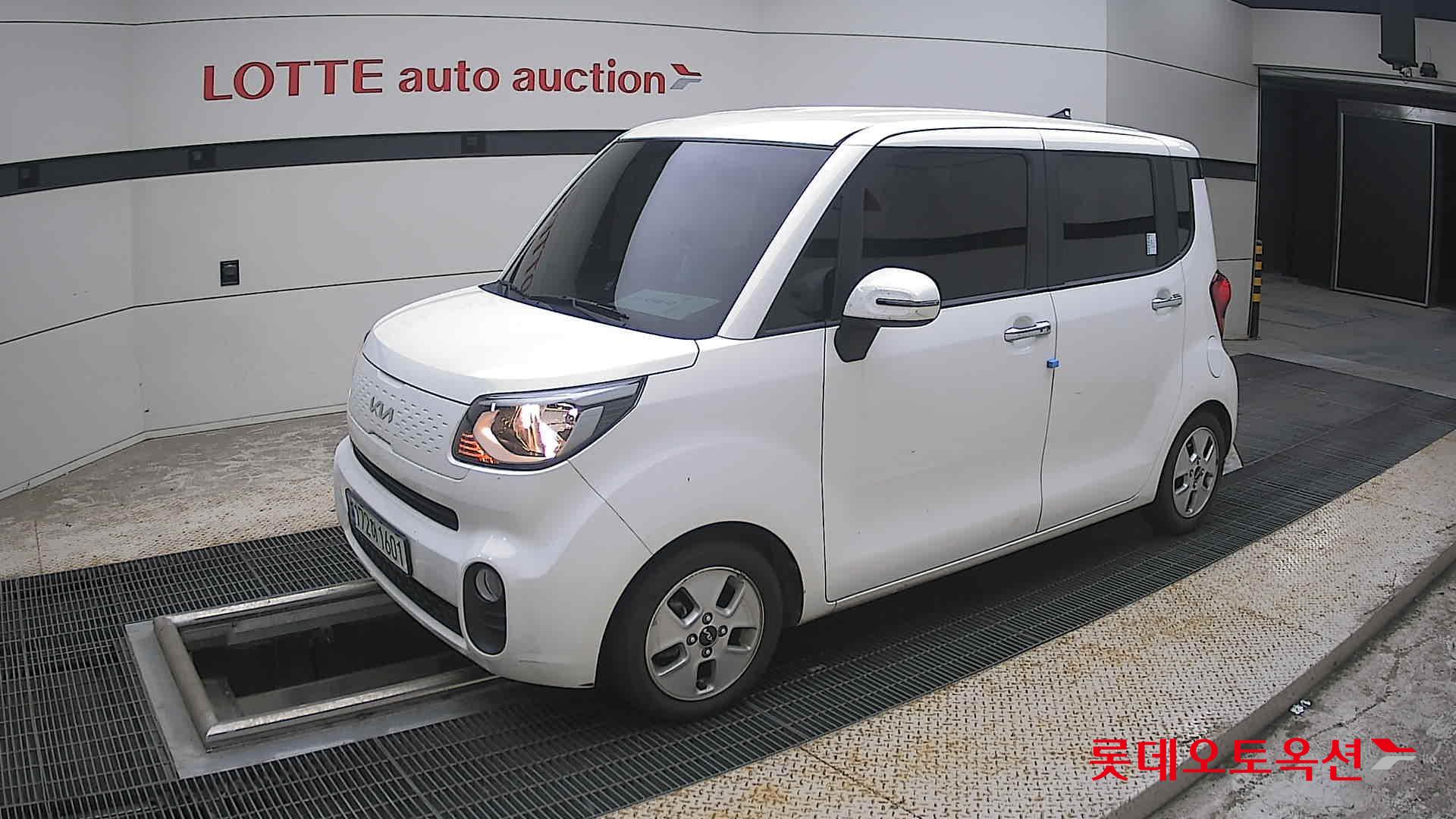 2022 - kia ray