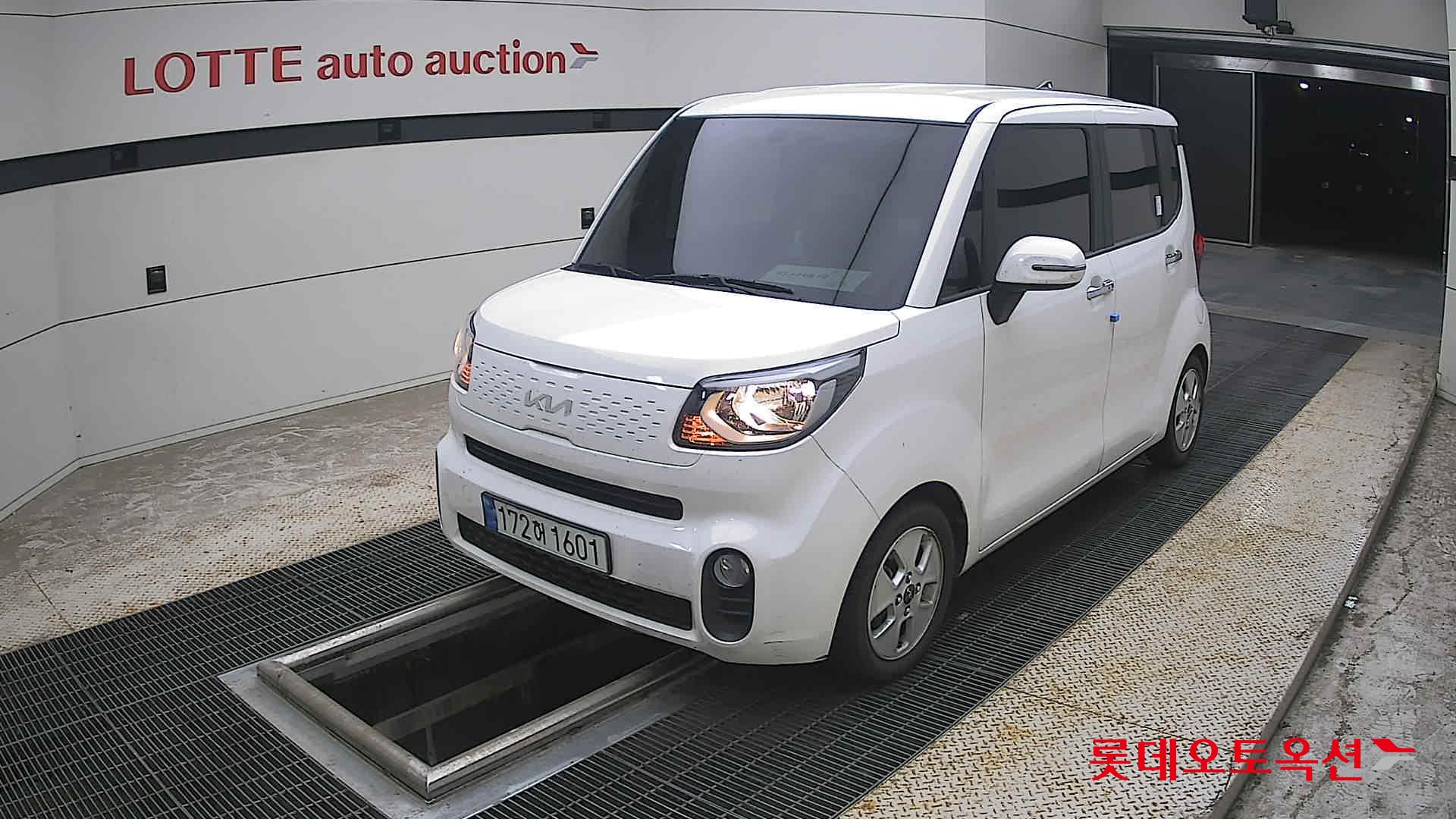 2022 - kia ray