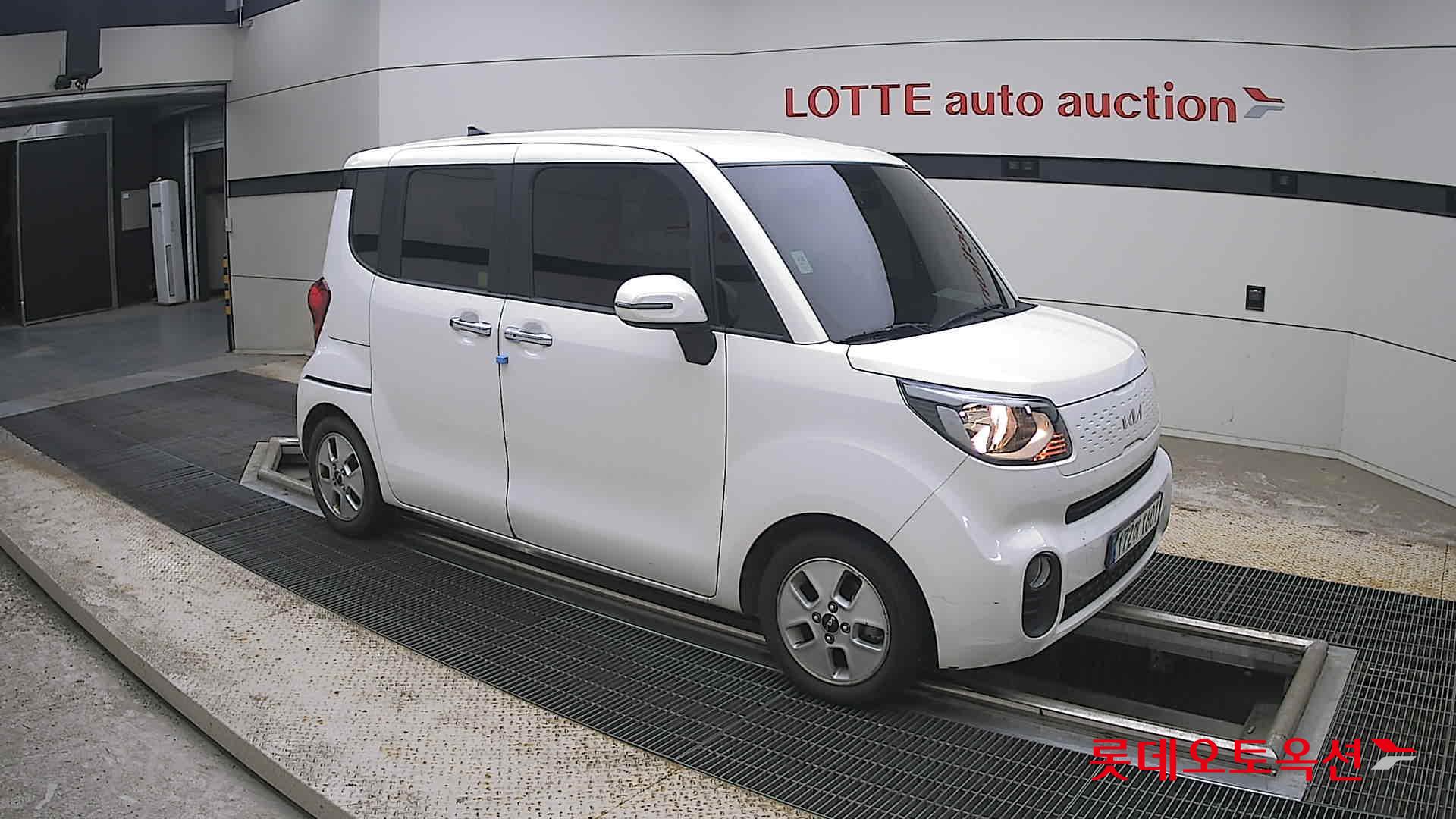 2022 - kia ray