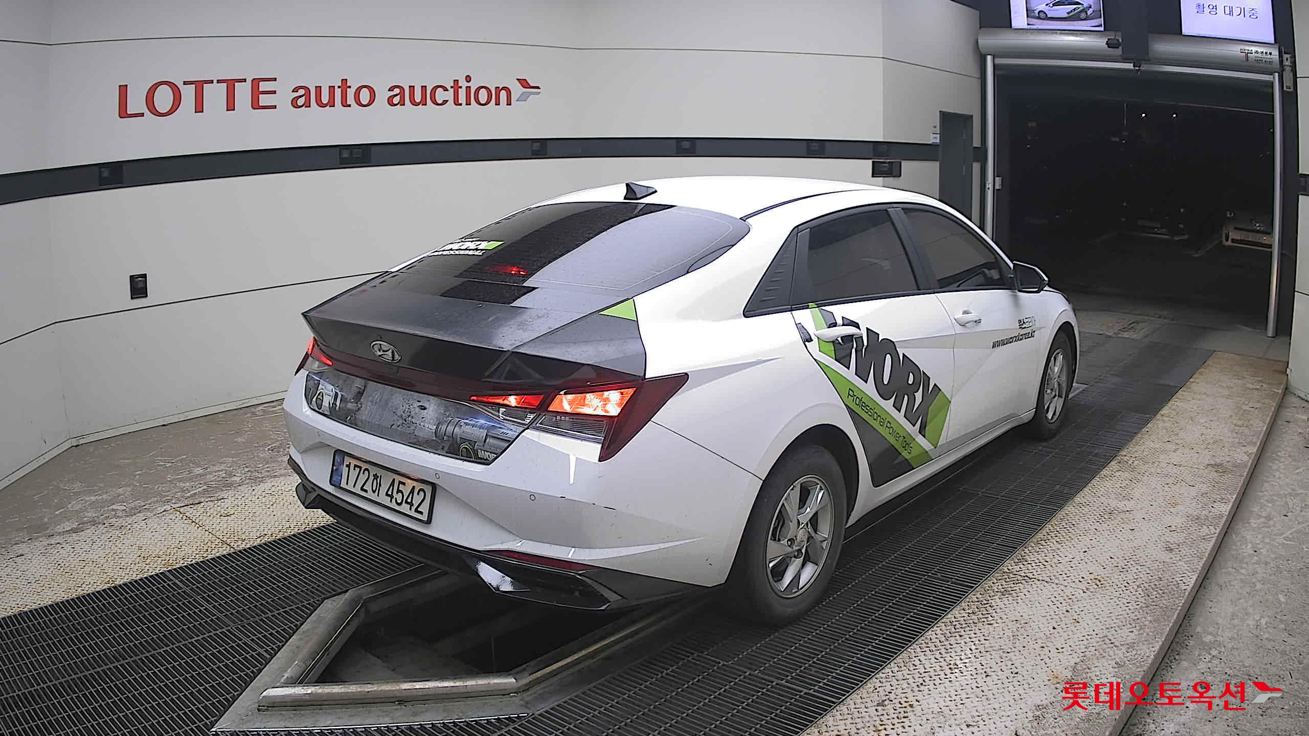 2023 - hyundai avante