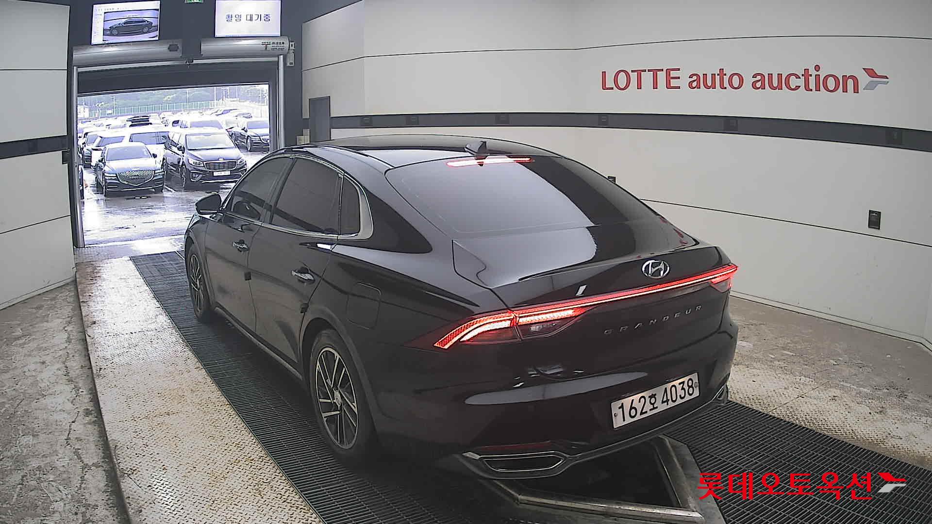 2021 - hyundai grandeur