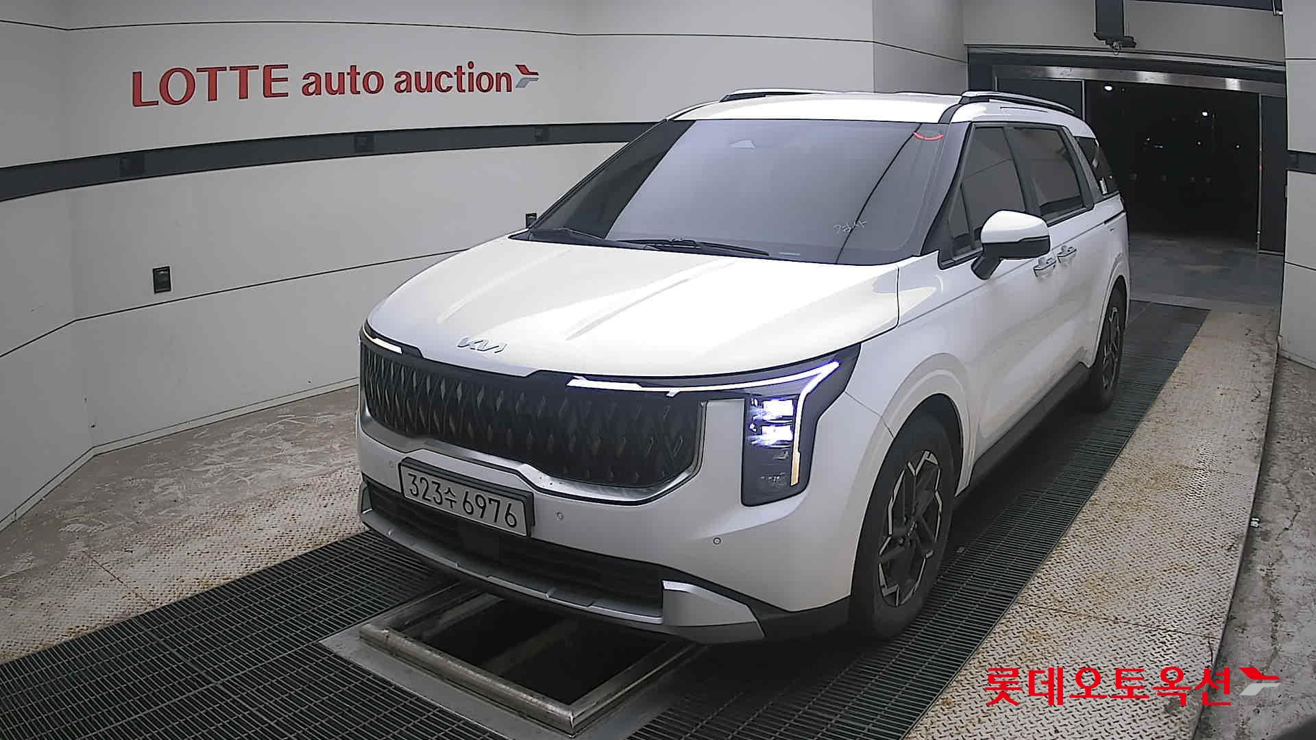 2024 - kia carnival