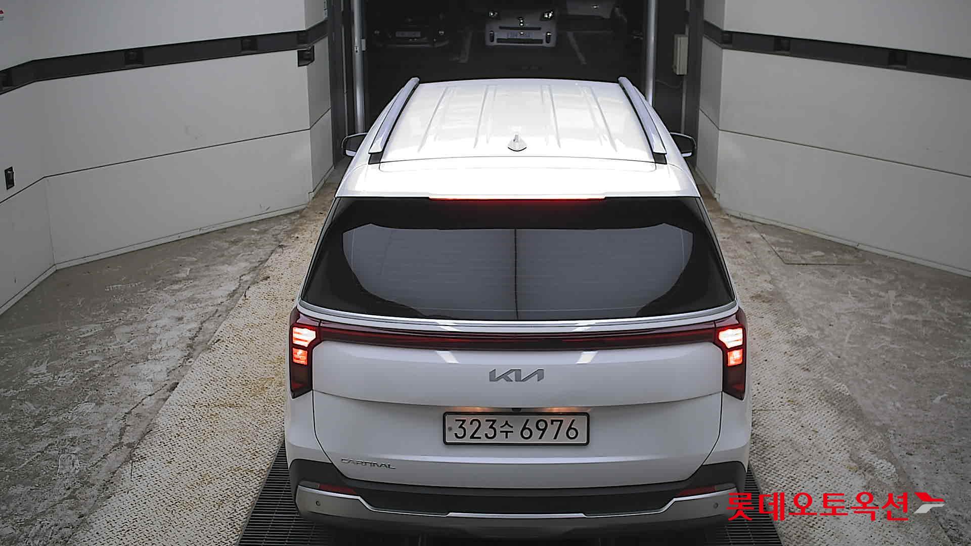 2024 - kia carnival